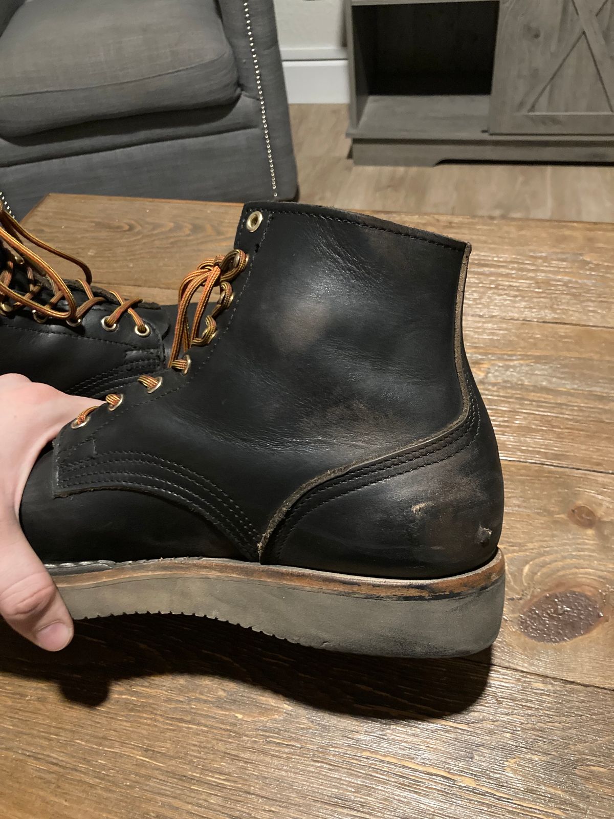 Photo by PostGhost on November 20, 2024 of the Nicks Free Range in Horween Black Chromexcel.
