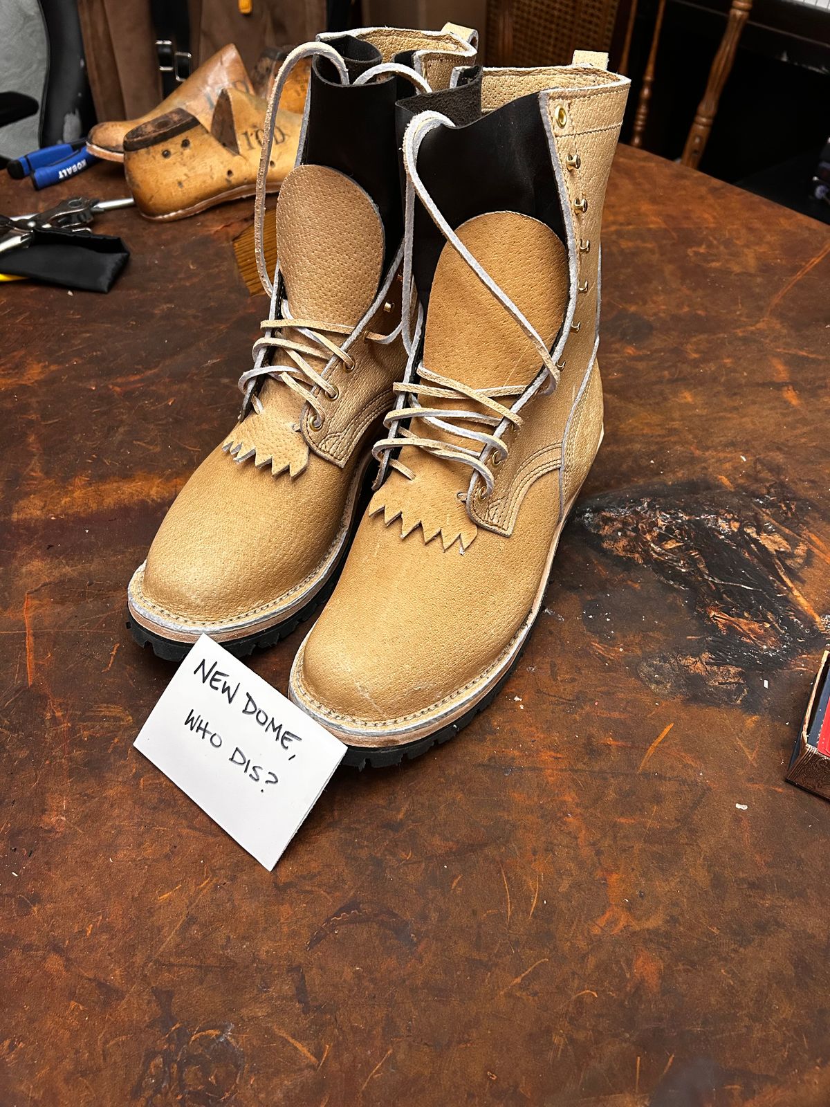 Photo by lmeinzinger on October 6, 2025 of the Self-Made Custom Model in Saddle Tan Boar.