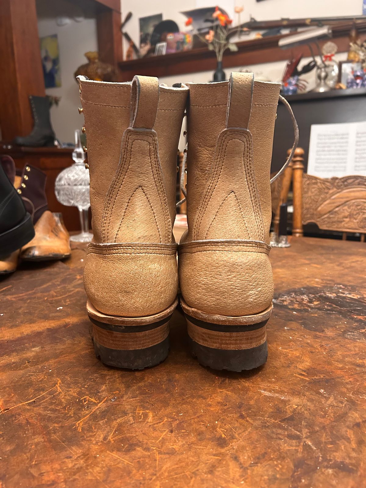 Photo by lmeinzinger on November 6, 2025 of the Self-Made Custom Model in Saddle Tan Boar.