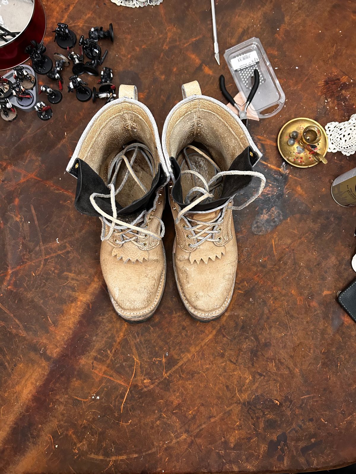 Photo by lmeinzinger on December 6, 2025 of the Self-Made Custom Model in Saddle Tan Boar.