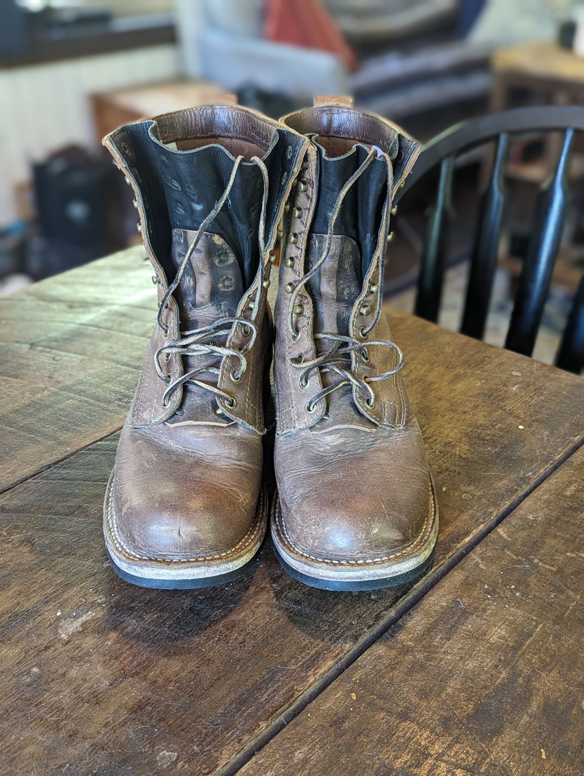 Photo by towcars on June 6, 2024 of the Drew's Boots 8-Inch Logger in Rowdy Smooth.