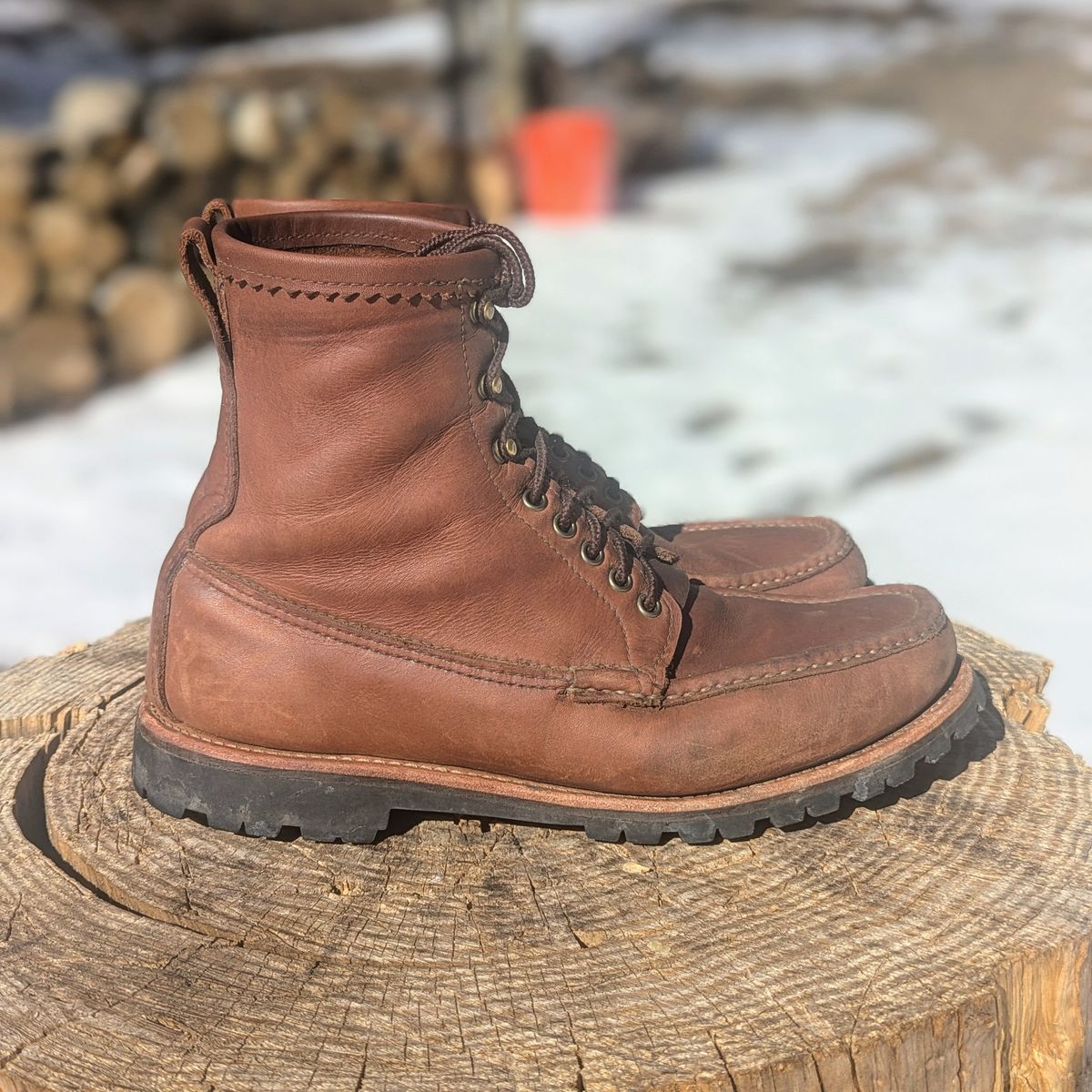 Photo by towcars on February 1, 2025 of the Russell Moccasin Co. Backcountry in Walnut Timberjack.
