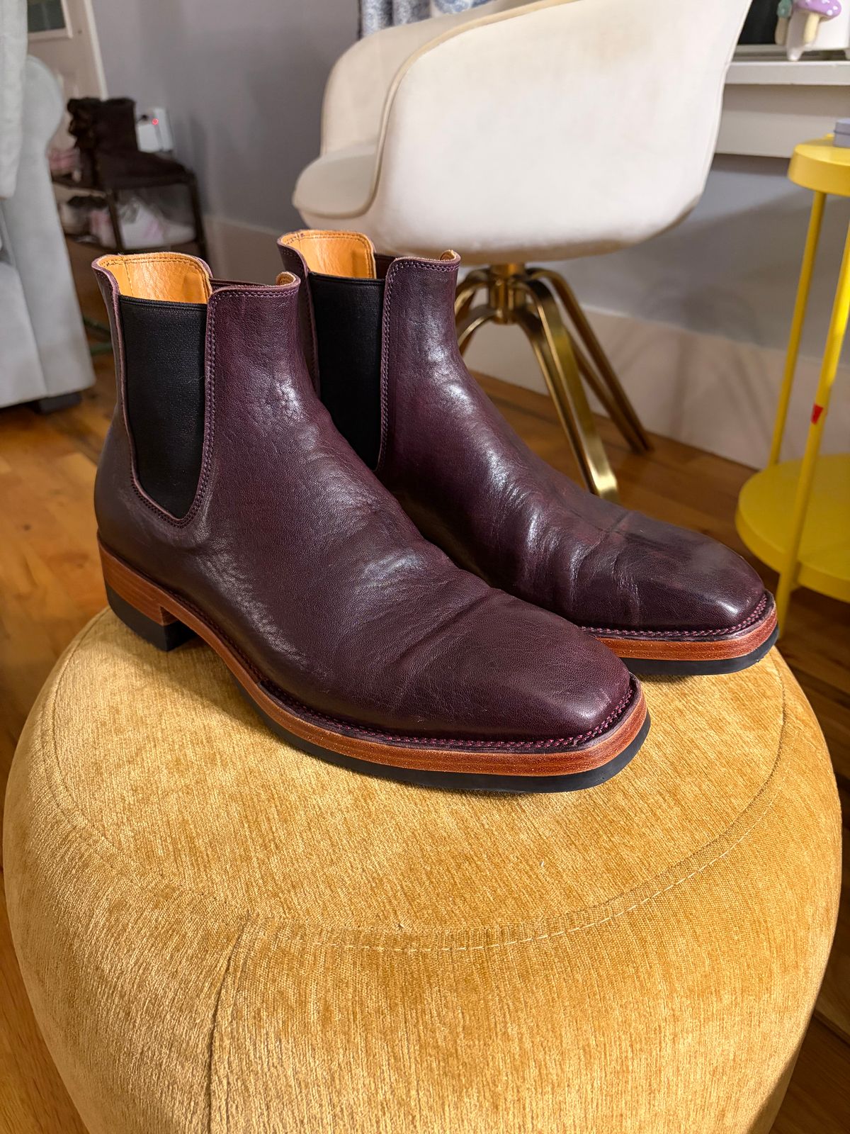 Photo by PinyonPine on February 6, 2026 of the Renav Renav / RTW Chelsea in Horween Aspen DHF Burgundy.