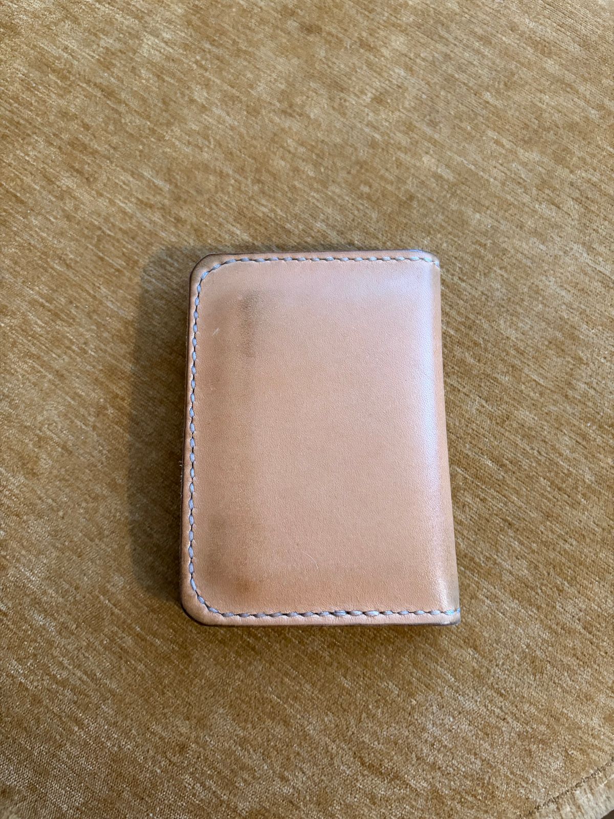 Photo by PinyonPine on December 5, 2025 of the Oldwalrus Two Slot Bifold Wallet in Horween Double Glazed Natural Latigo.