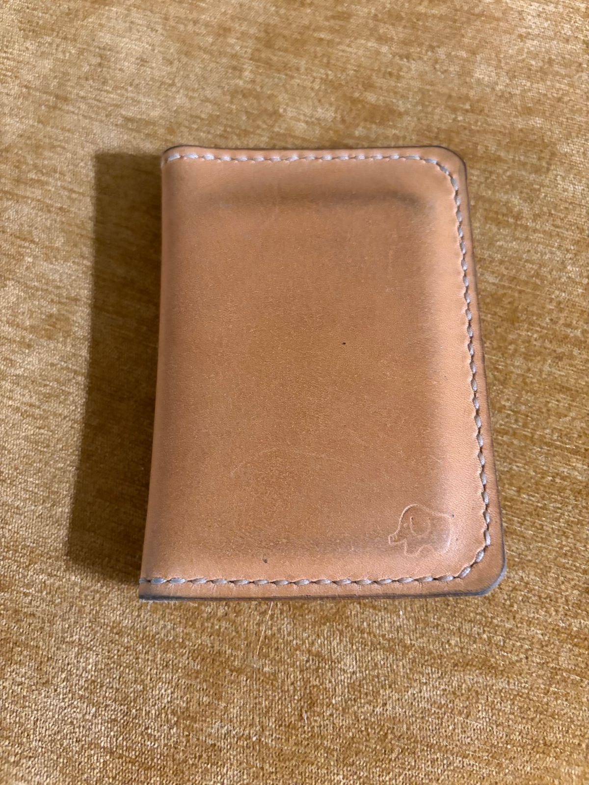 Photo by PinyonPine on February 6, 2026 of the Oldwalrus Two Slot Bifold Wallet in Horween Double Glazed Natural Latigo.