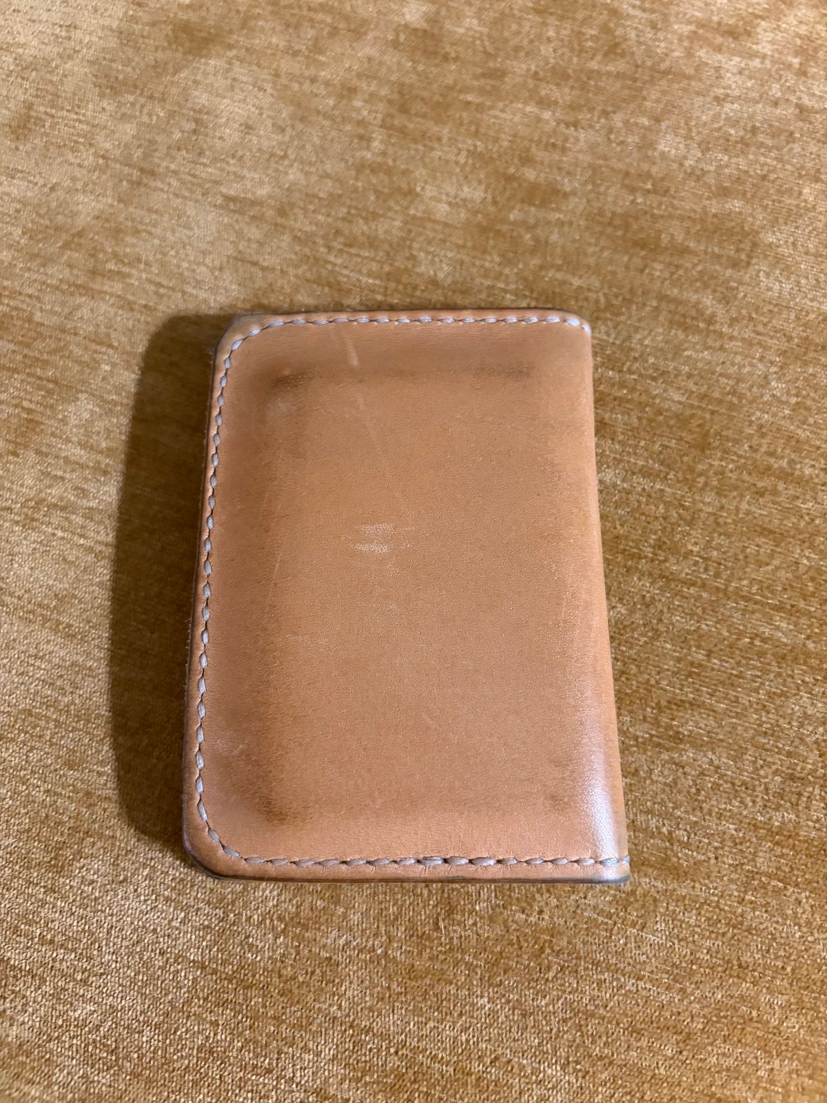 Photo by PinyonPine on February 6, 2026 of the Oldwalrus Two Slot Bifold Wallet in Horween Double Glazed Natural Latigo.
