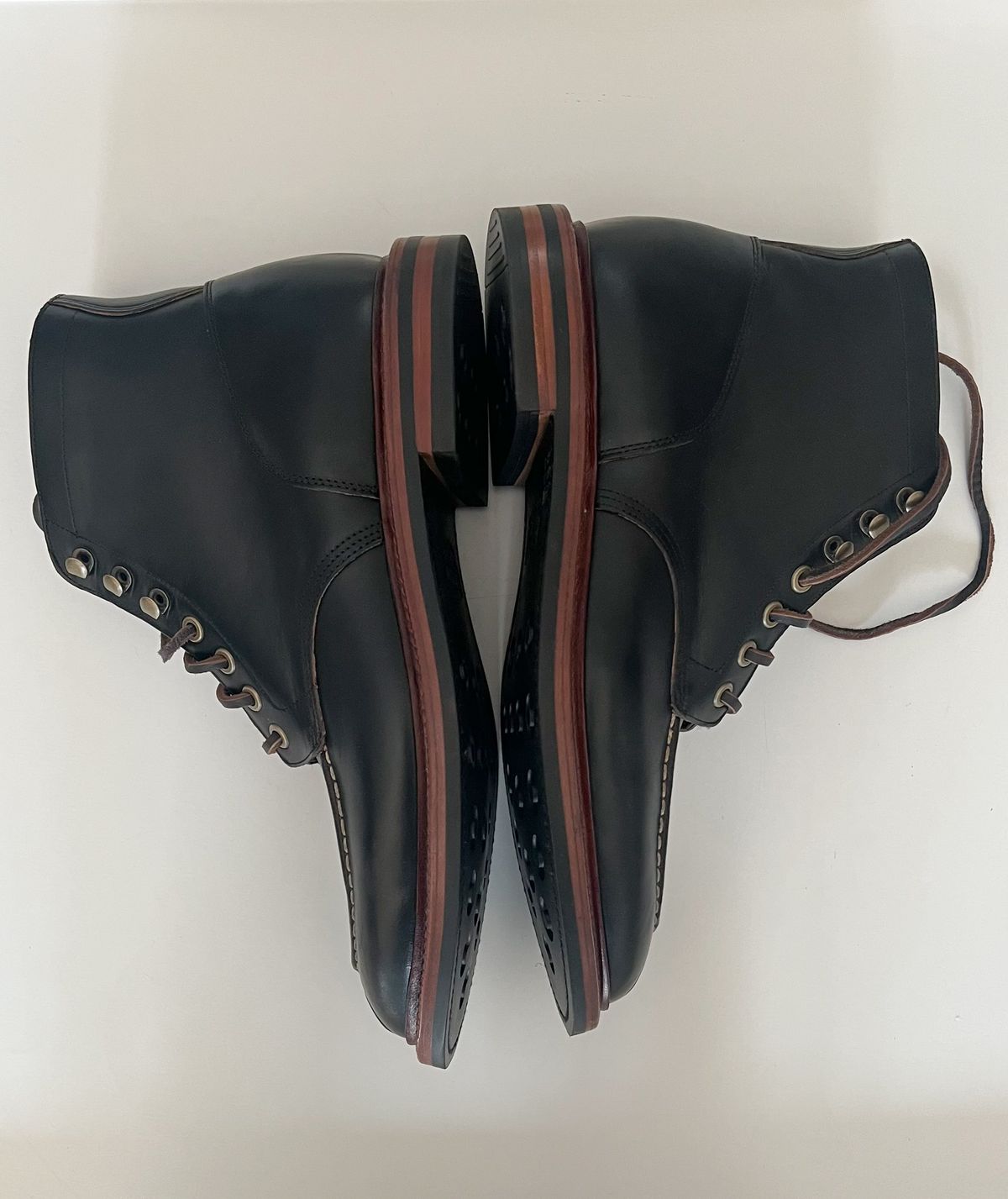 Photo by katsudon on March 14, 2026 of the Grant Stone Ottawa Boot in Horween Black Chromexcel.