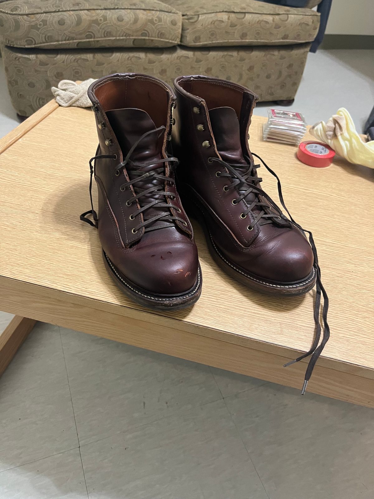 Photo by HeatShield on February 7, 2025 of the Caswell Boot Company Carver 2 in Chestnut Oiled Latigo.