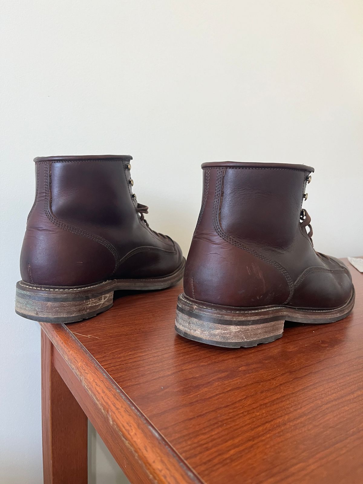 Photo by HeatShield on April 20, 2025 of the Caswell Boot Company Carver 2 in Chestnut Oiled Latigo.