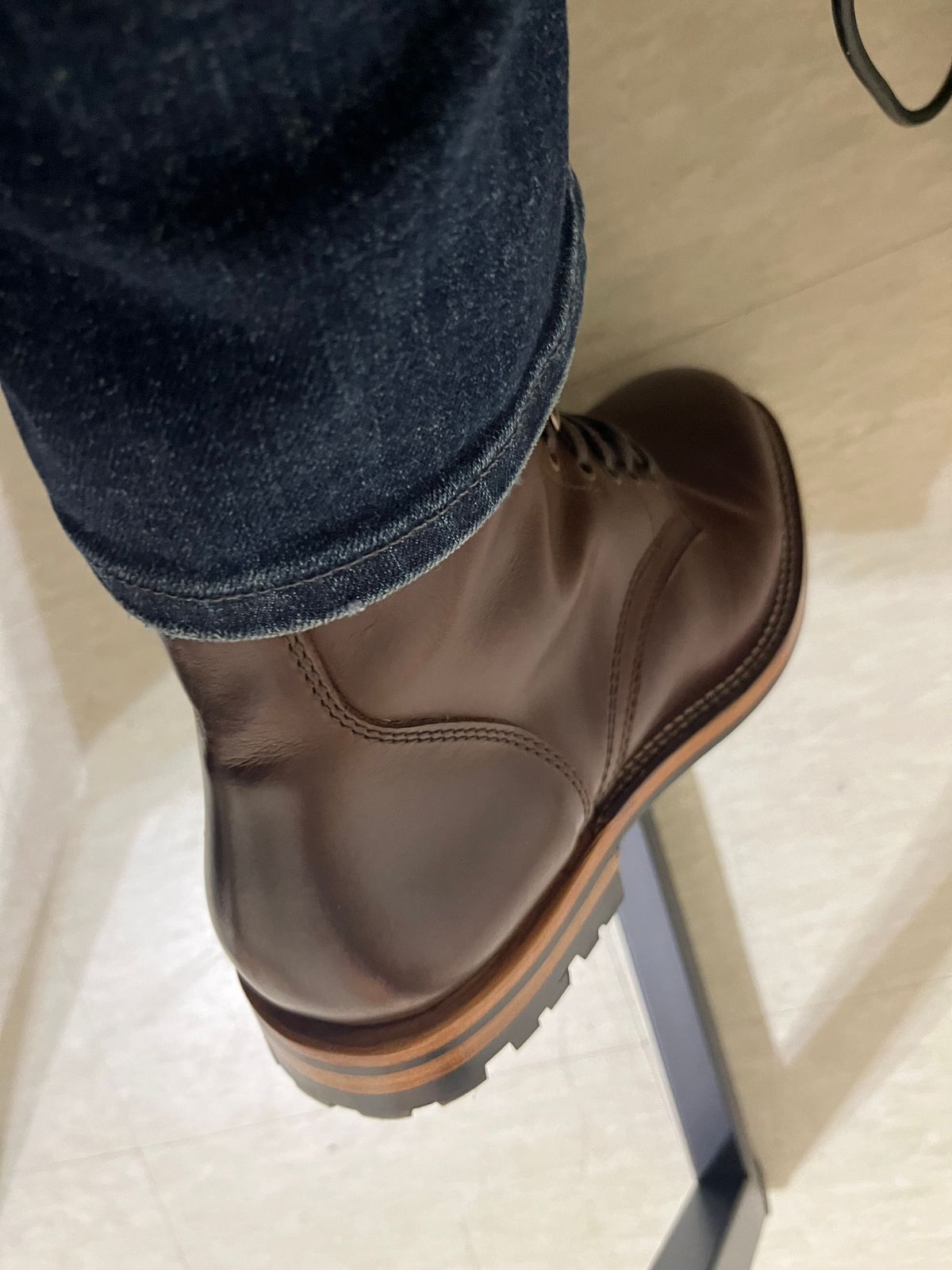 Photo by HeatShield on December 16, 2024 of the Parkhurst The Allen in Chestnut Veg Tan.