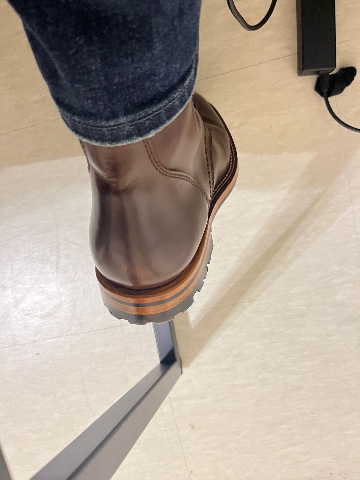 Photo by HeatShield on December 16, 2024 of the Parkhurst The Allen in Chestnut Veg Tan.