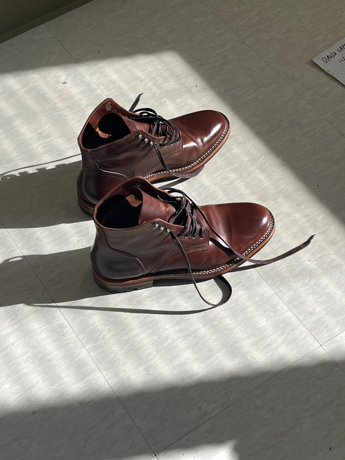 Photo by HeatShield on December 22, 2024 of the Parkhurst The Allen in Chestnut Veg Tan.