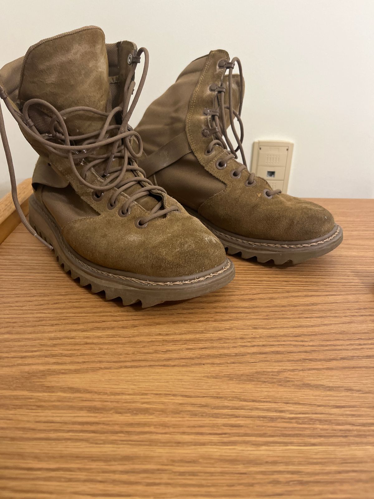 Photo by HeatShield on April 20, 2025 of the Bumu Lace To Toe in Coyote Suede.