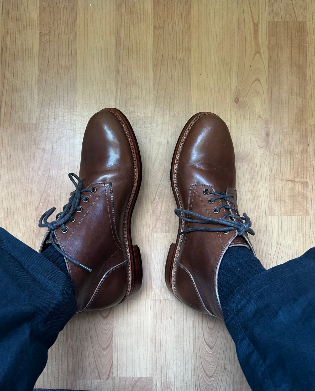 Photo by Dangil on December 9, 2025 of the Blkbrd Shoemaker Walburg 5-Eyelet Chukka Boot in Maryam Toscanello TPR Horsebutt.