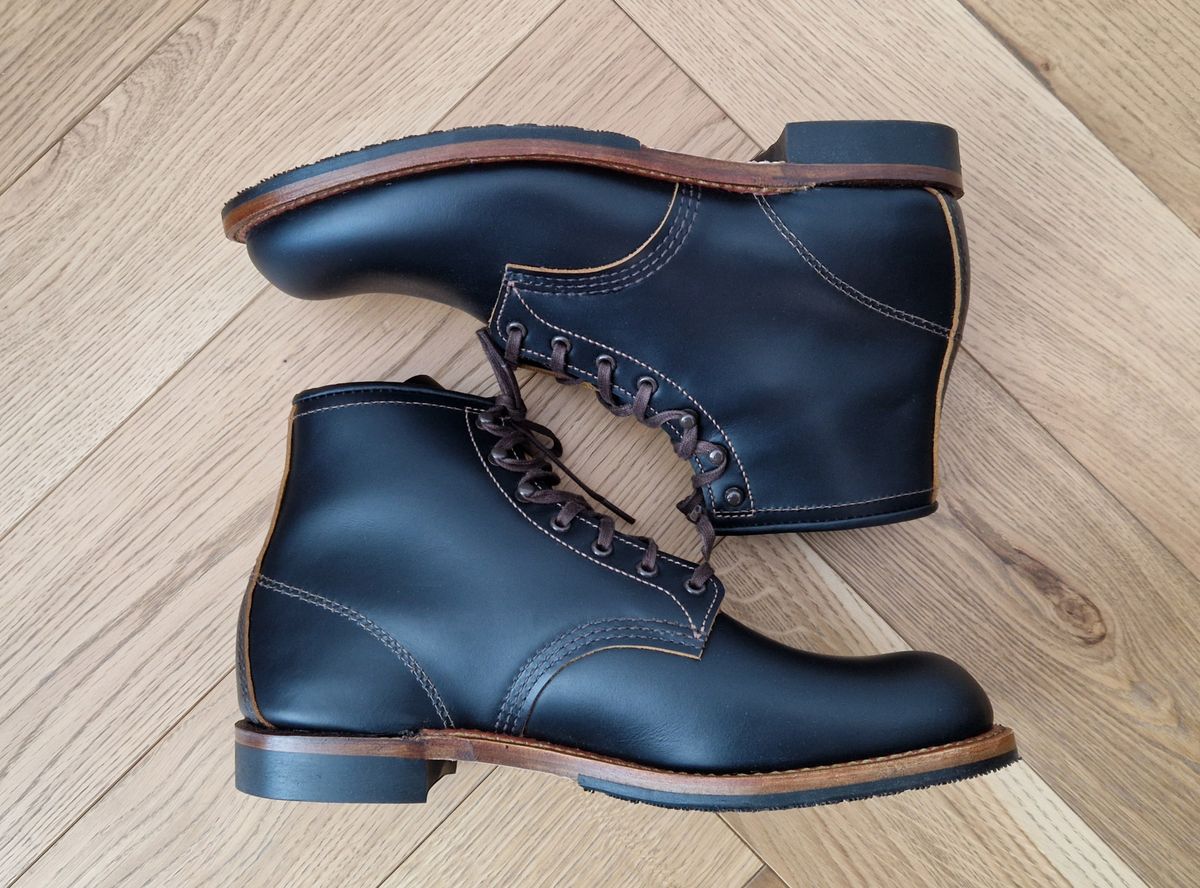 Photo by North on May 15, 2026 of the Red Wing Beckman Flatbox in S.B. Foot Black Klondike.