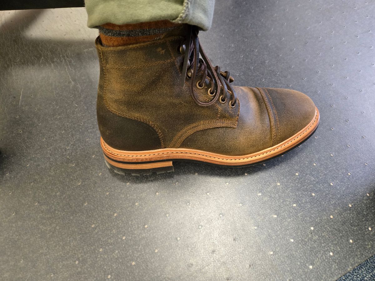 Photo by muell555 on January 23, 2026 of the Parkhurst The Richmond in C.F. Stead Caper Waxy Commander.