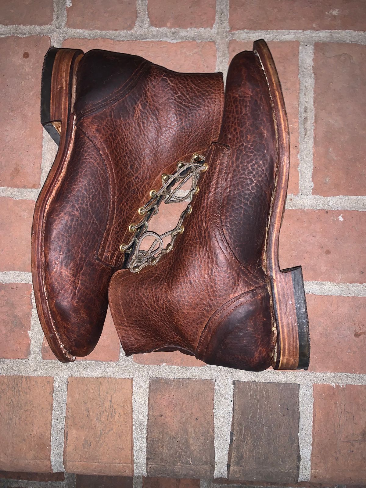 Photo by rwbrown72 on October 2, 2025 of the Russell Brown Type 1 Service Boot in Bison.