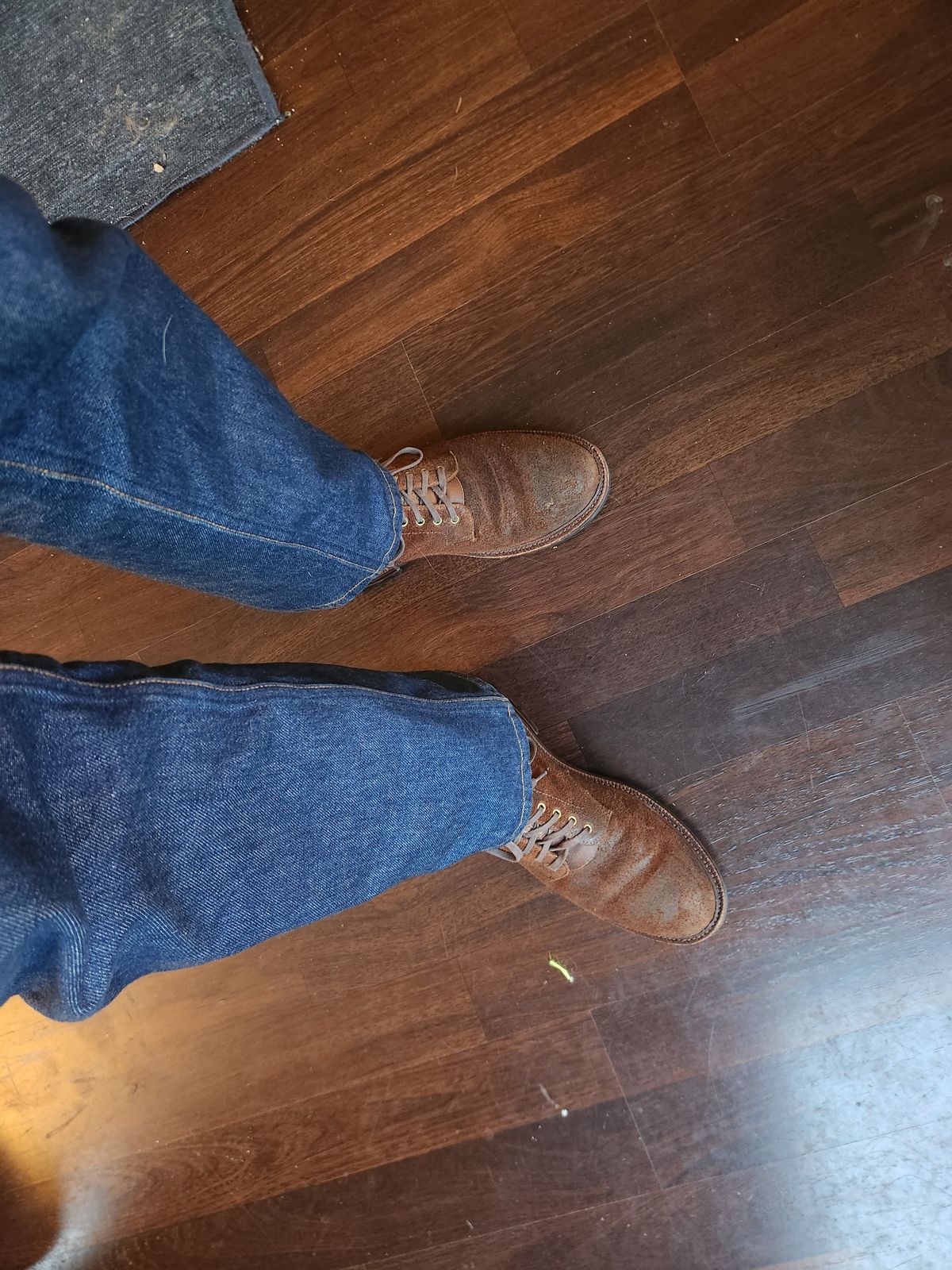 Photo by Tieric on May 3, 2025 of the Grant Stone Edward Boot in C.F. Stead Dark Oak Roughout.