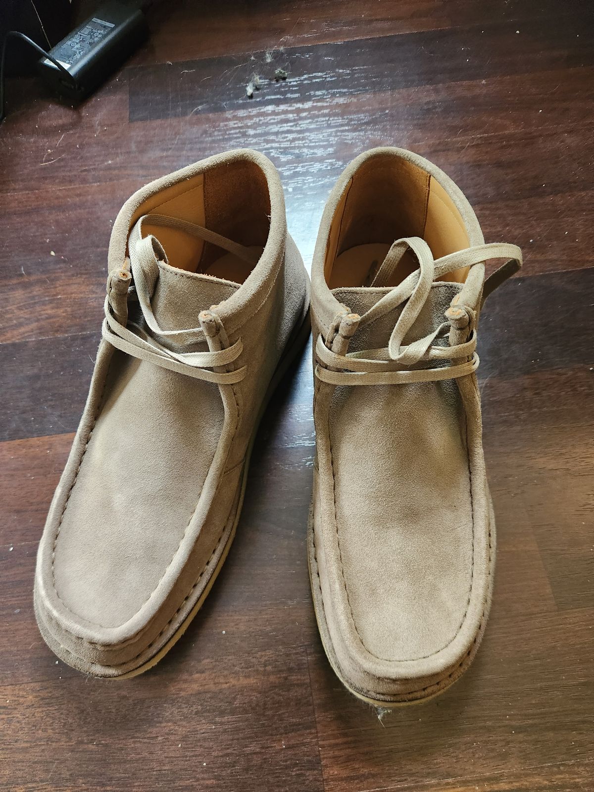Photo by Tieric on May 8, 2025 of the Thursday RoadRunner in Flint Suede.