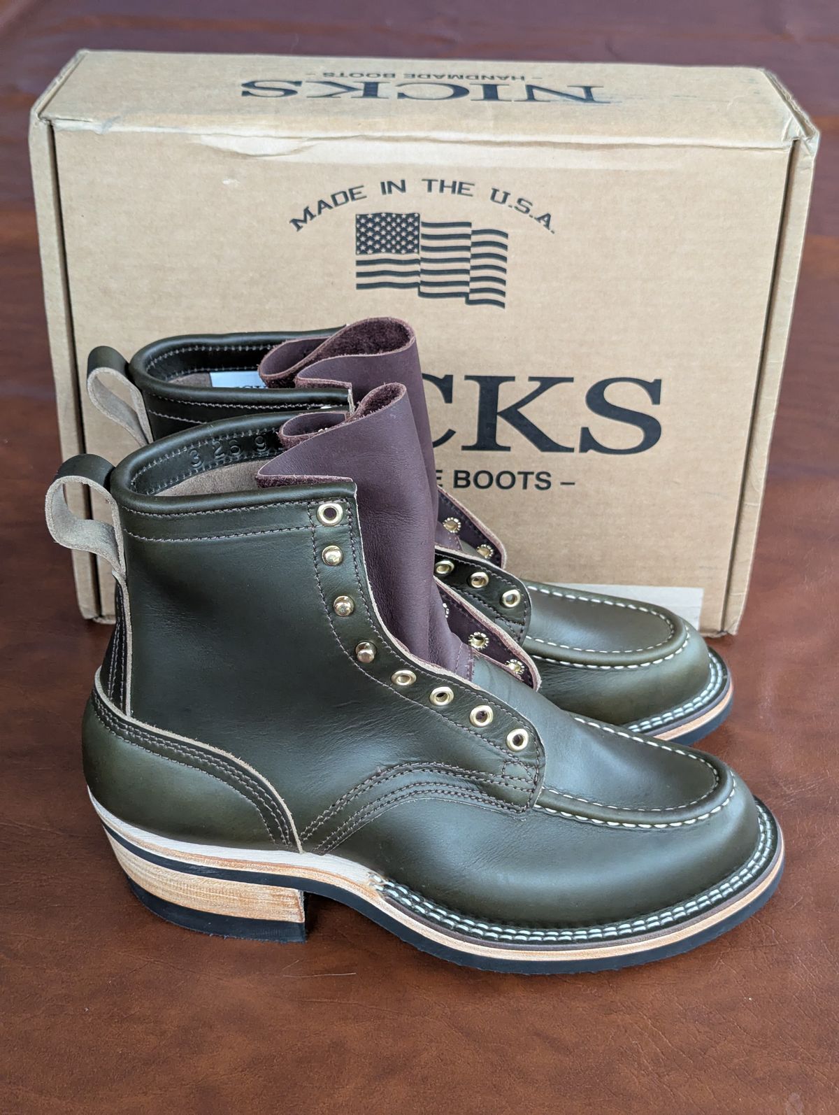 Photo by habibiboots7 on March 5, 2026 of the Nicks Moc Toe in Horween Shackleton Greener Pastures.