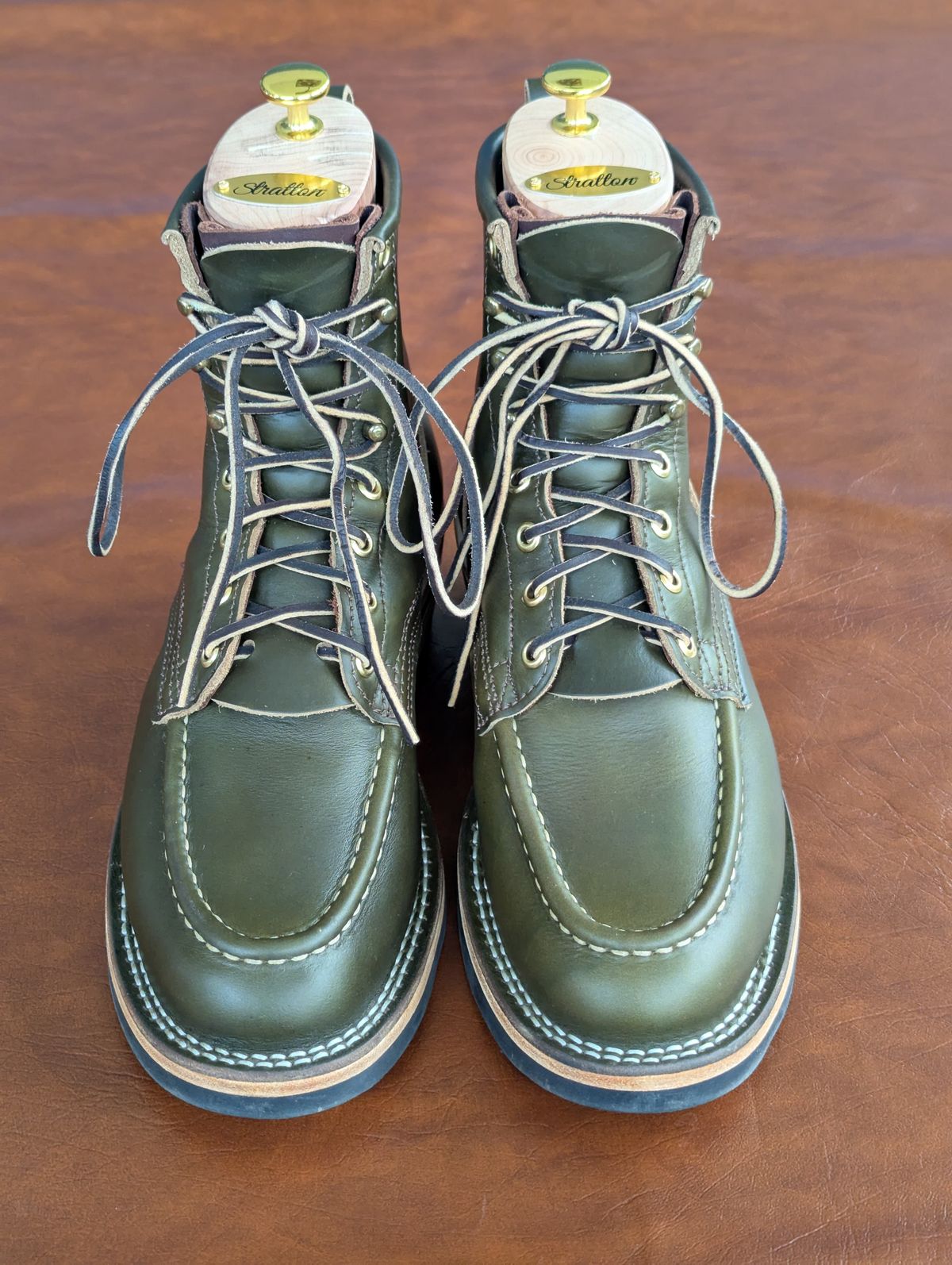 Photo by habibiboots7 on April 21, 2026 of the Nicks Moc Toe in Horween Shackleton Greener Pastures.