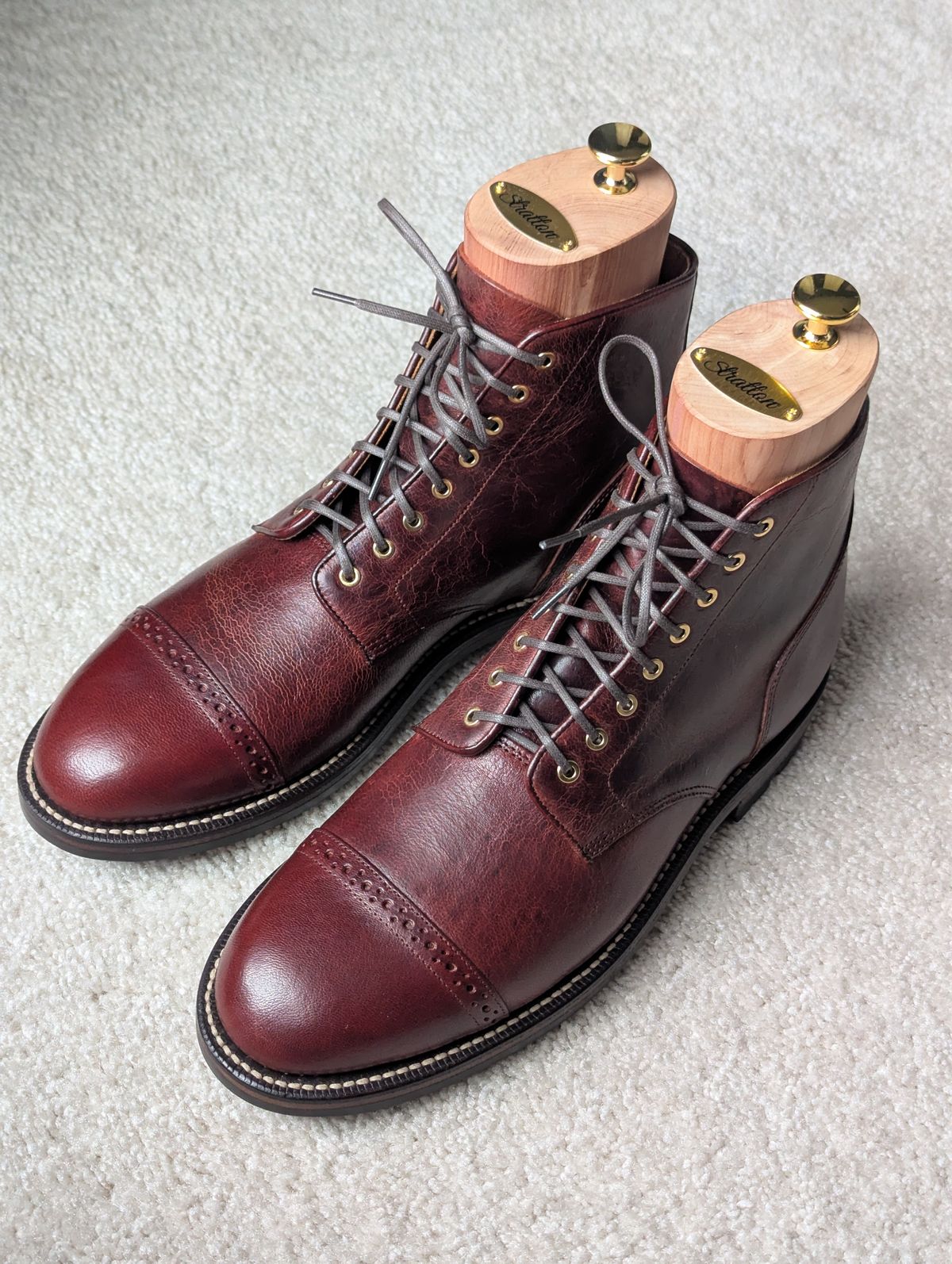 Photo by habibiboots7 on November 26, 2025 of the Grant Stone Garrison Boot in Gallun Red Denali Stag.