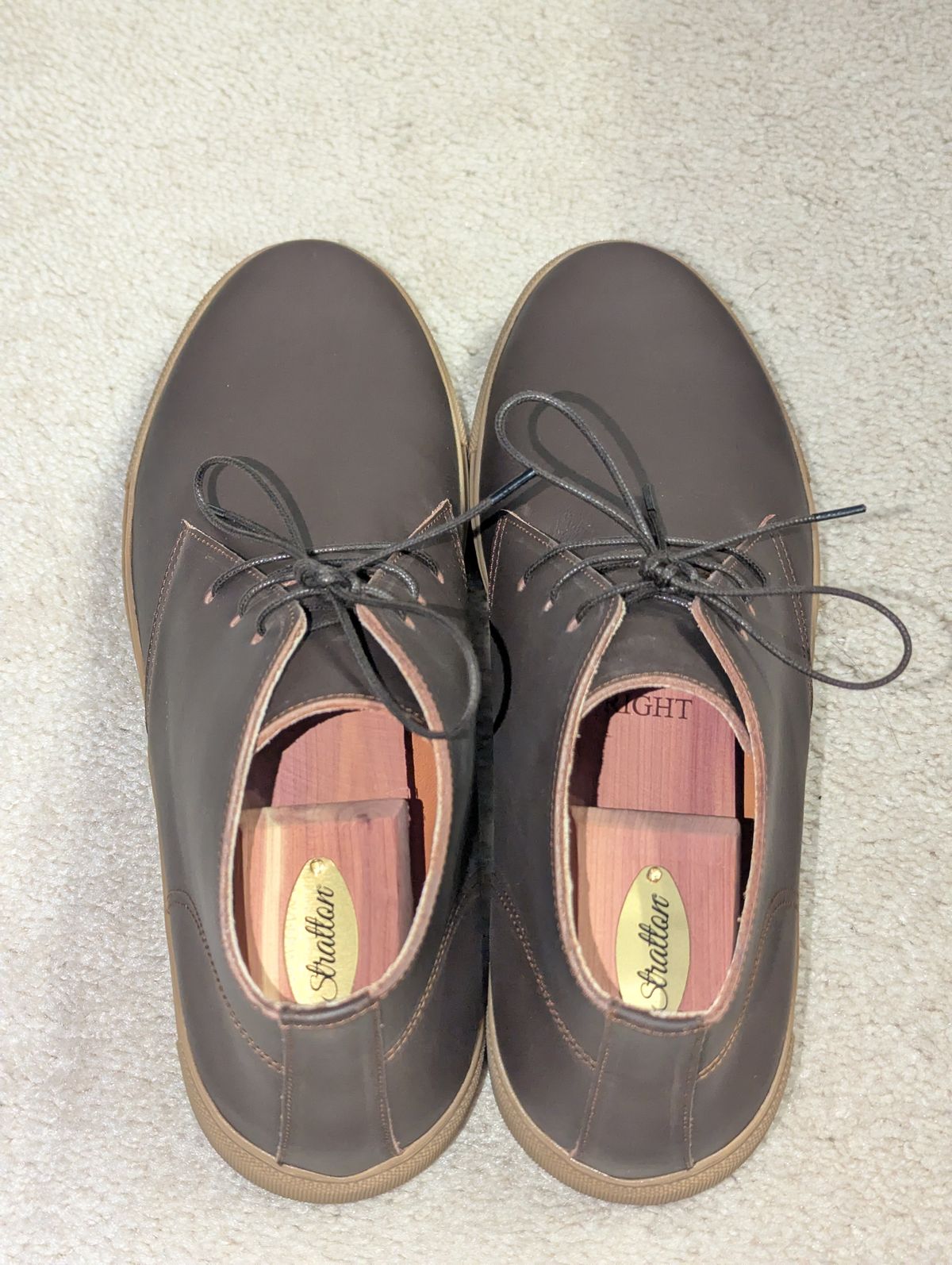 Photo by habibiboots7 on December 9, 2025 of the Beckett Simonon Toledo Chukka Sneakers in Beckett Simonon / Gruppo Mastrotto Brown Pull-Up Leather.