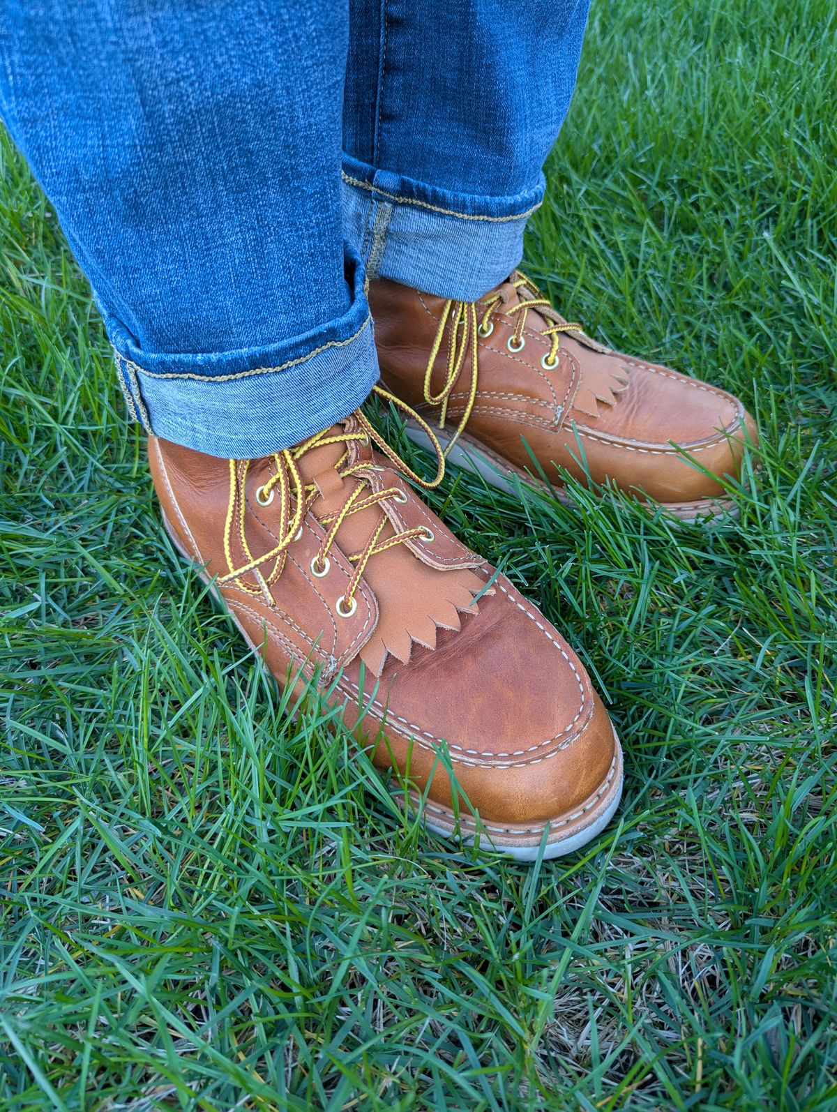 Photo by habibiboots7 on April 19, 2026 of the White's Perry 6" Select in Seidel Tobacco Stampede.