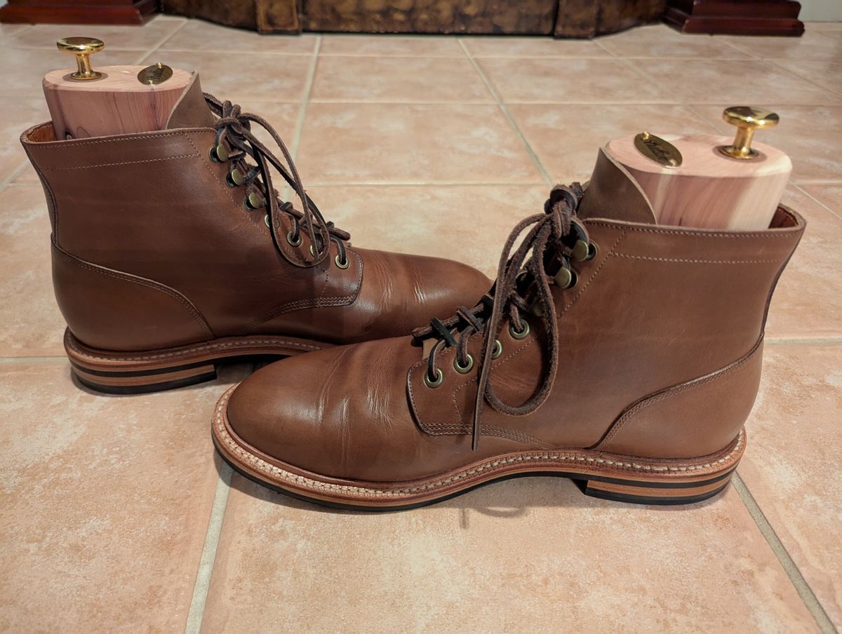 Photo by habibiboots7 on July 10, 2025 of the Grant Stone Diesel Boot in Horween Dune Chromexcel.
