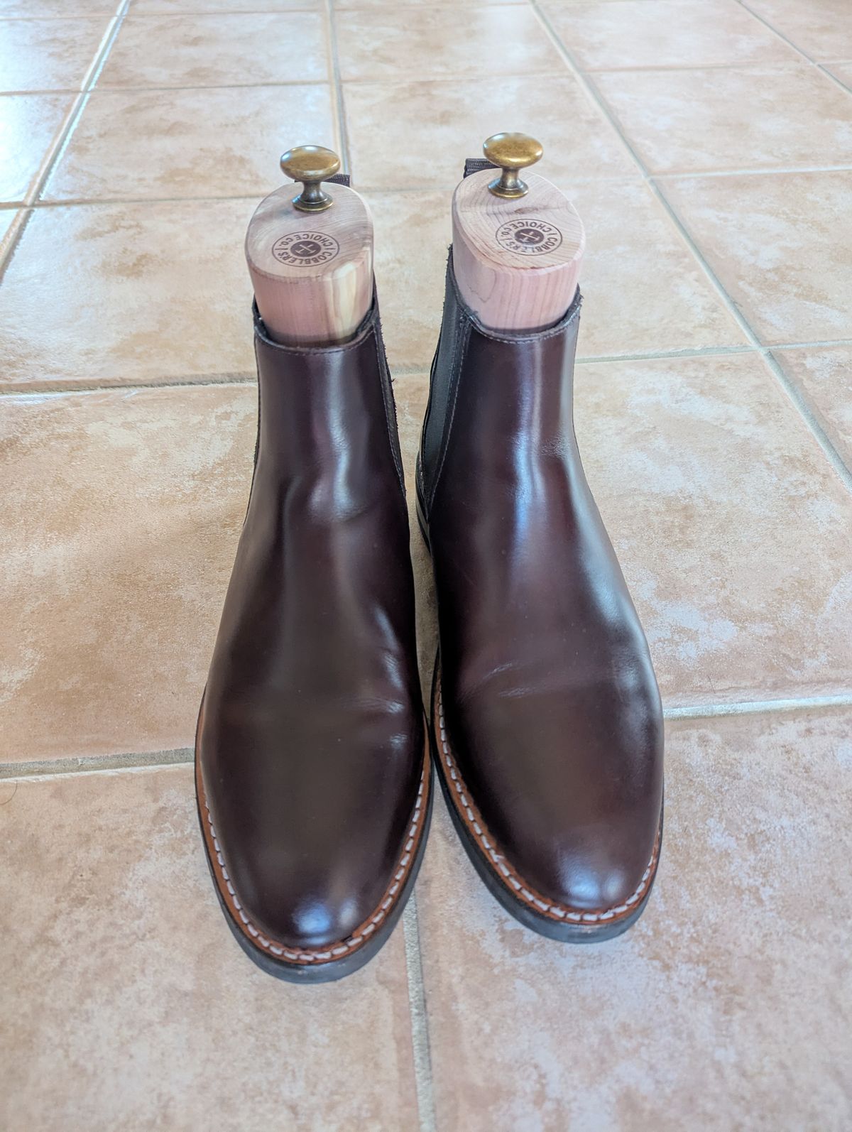 Photo by habibiboots7 on October 30, 2025 of the Thursday Duke in Brown Thursday Chrome.