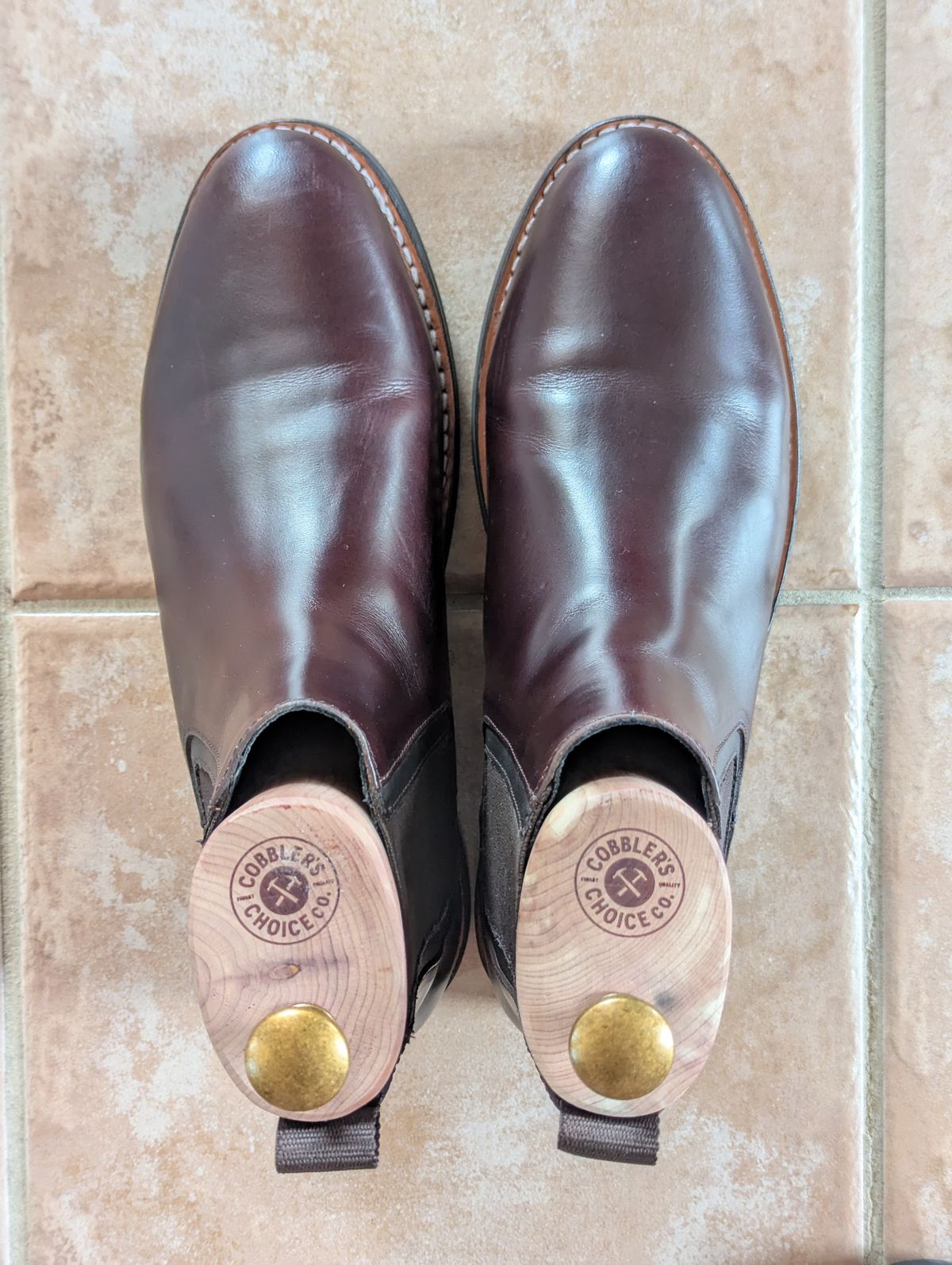 Photo by habibiboots7 on October 30, 2025 of the Thursday Duke in Brown Thursday Chrome.