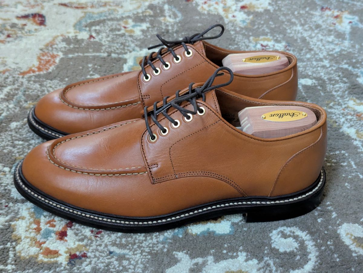 Photo by habibiboots7 on August 25, 2025 of the Grant Stone Moc Toe Derby in Badalassi Carlo Saddle Tan Minerva.