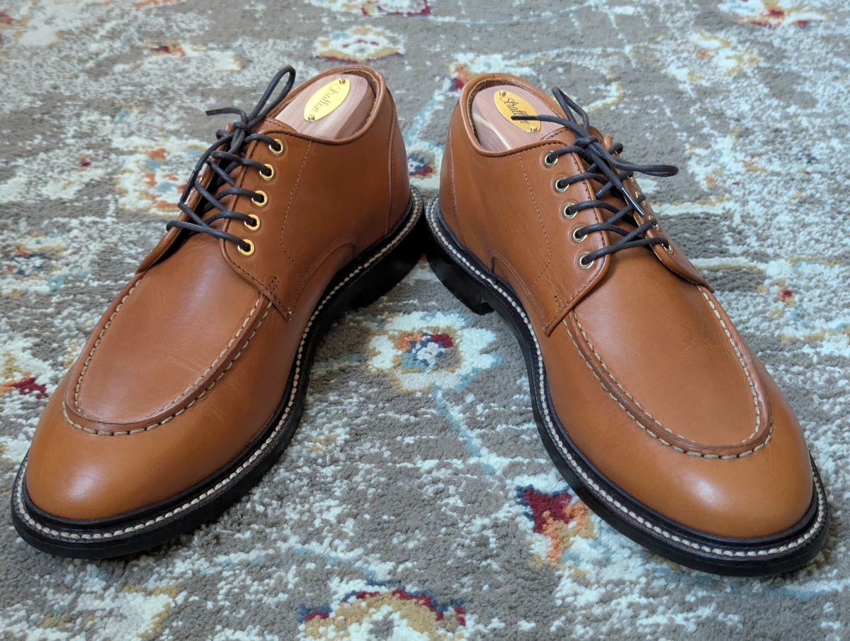 Photo by habibiboots7 on August 25, 2025 of the Grant Stone Moc Toe Derby in Badalassi Carlo Saddle Tan Minerva.