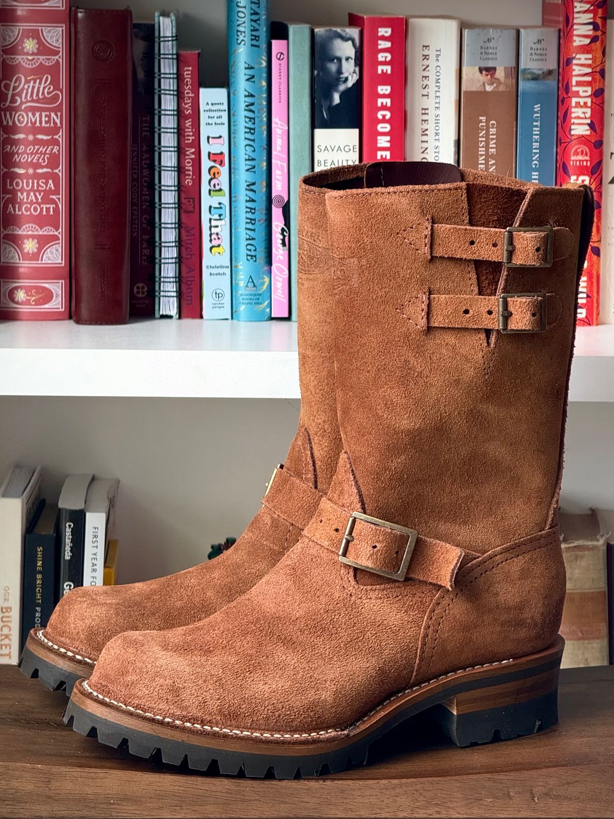 Photo by saintnick on April 1, 2025 of the Wesco Boss Engineer Boot in Seidel Brown Oil Tan Roughout.