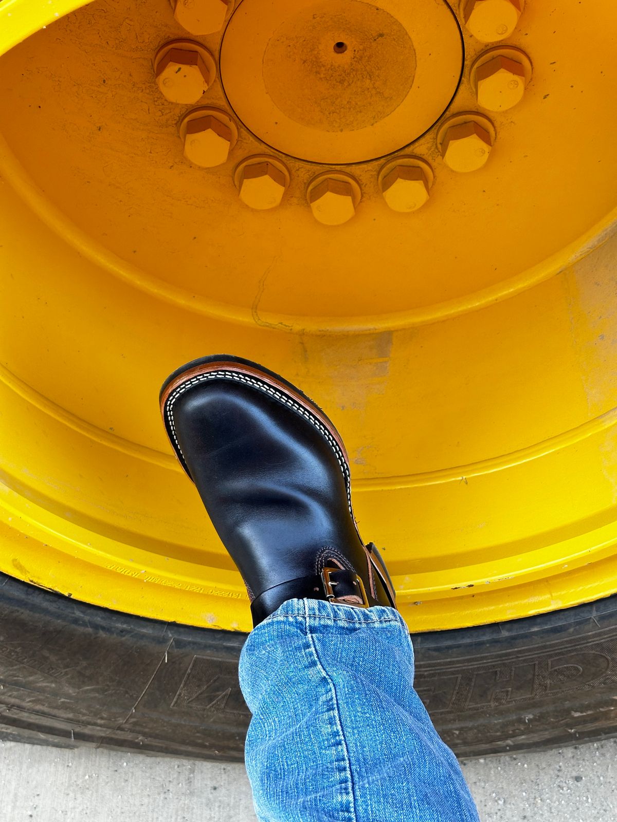 Photo by saintnick on May 30, 2024 of the Wesco Mister Lou in Horween Black Chromexcel Horsehide.