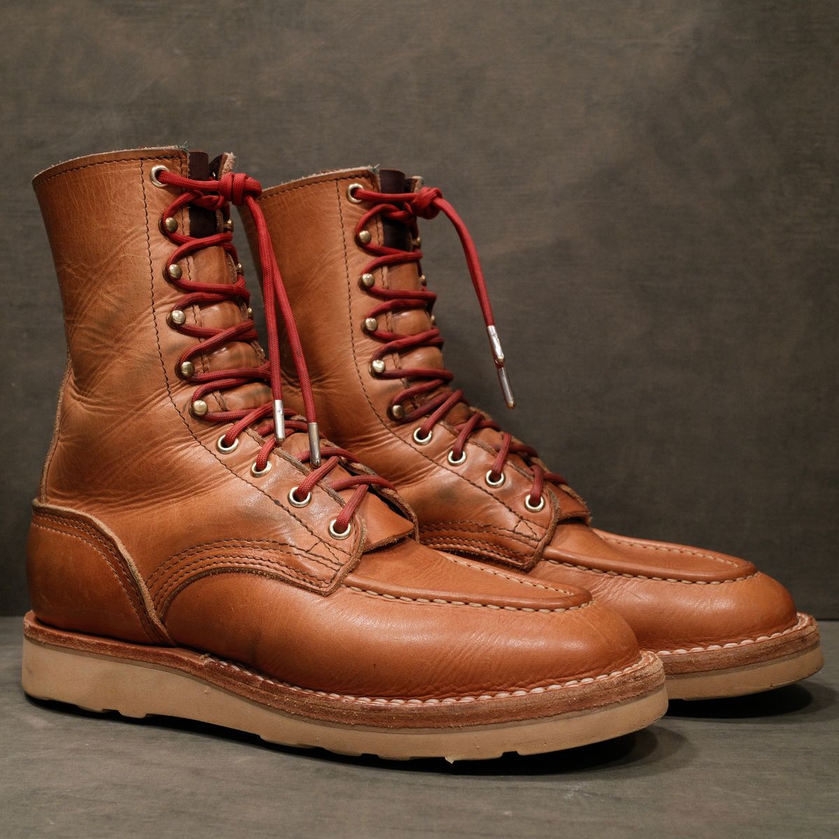 Photo by saintnick on November 1, 2025 of the Nicks Moc Toe in Horween Light Natural Dublin.