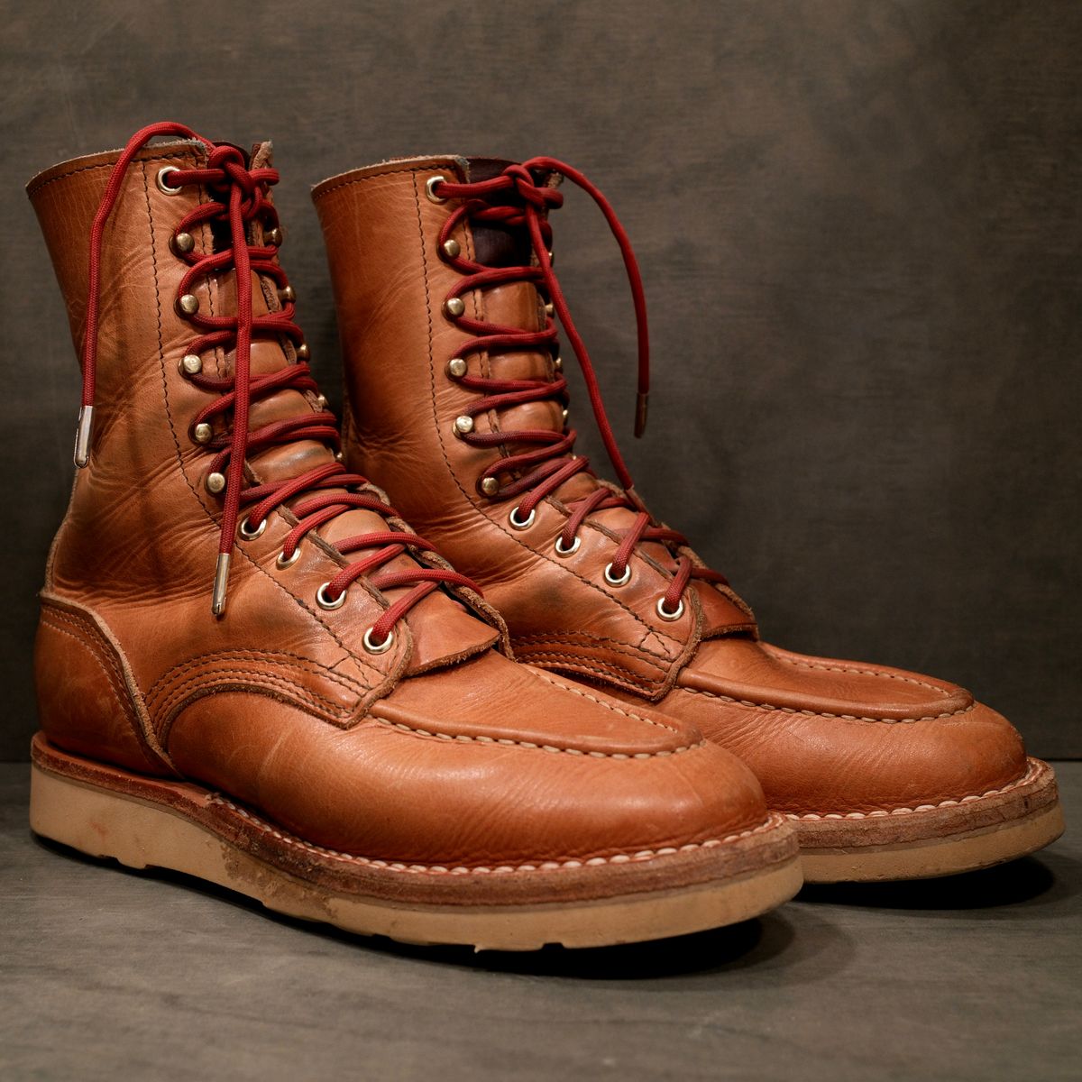 Photo by saintnick on December 5, 2025 of the Nicks Moc Toe in Horween Light Natural Dublin.