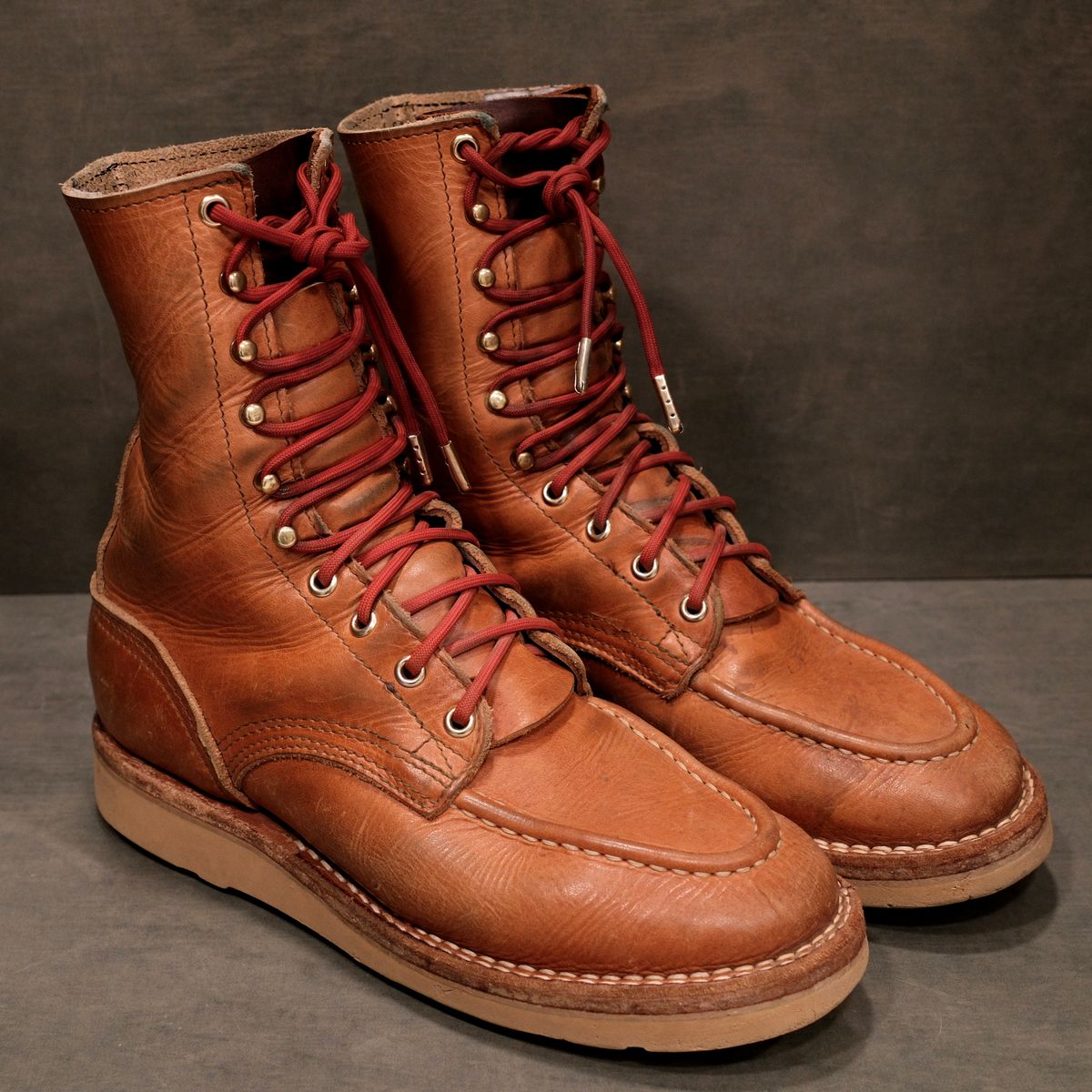 Photo by saintnick on March 4, 2026 of the Nicks Moc Toe in Horween Light Natural Dublin.