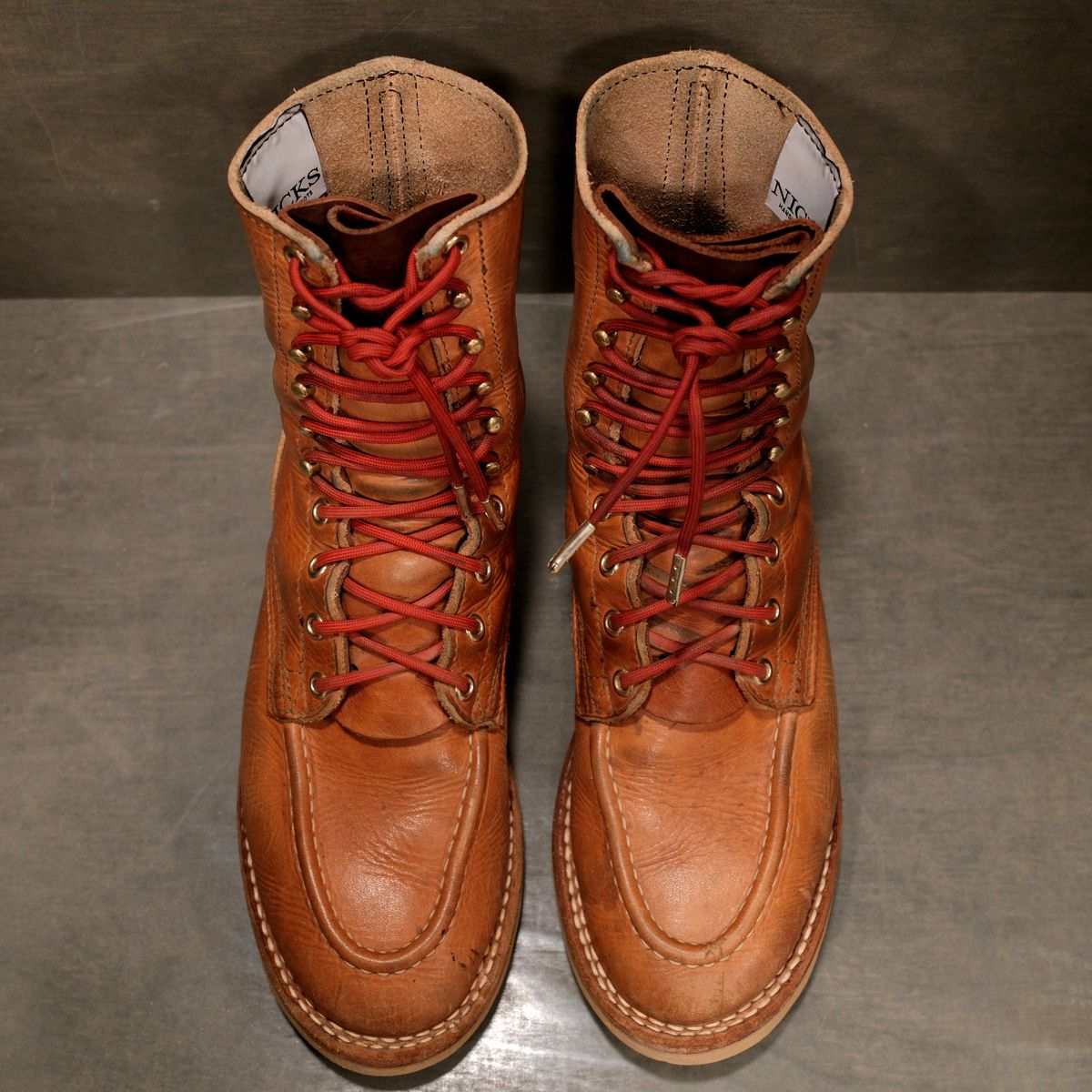 Photo by saintnick on March 4, 2026 of the Nicks Moc Toe in Horween Light Natural Dublin.