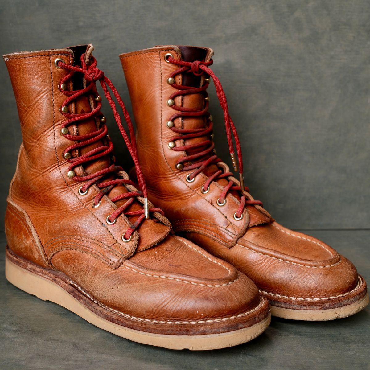 Photo by saintnick on April 5, 2026 of the Nicks Moc Toe in Horween Light Natural Dublin.