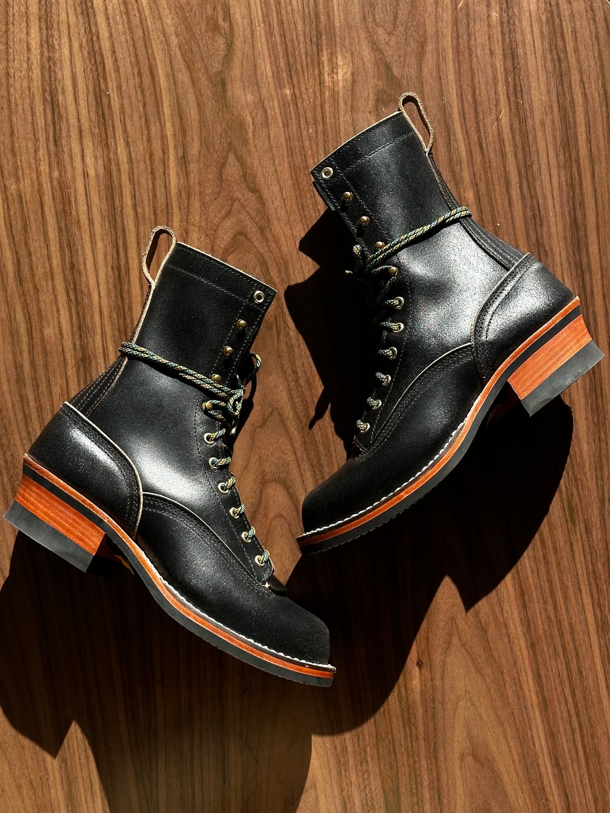 Photo by saintnick on September 21, 2024 of the Nicks LTT Heritage in Horween Black Waxed Flesh.