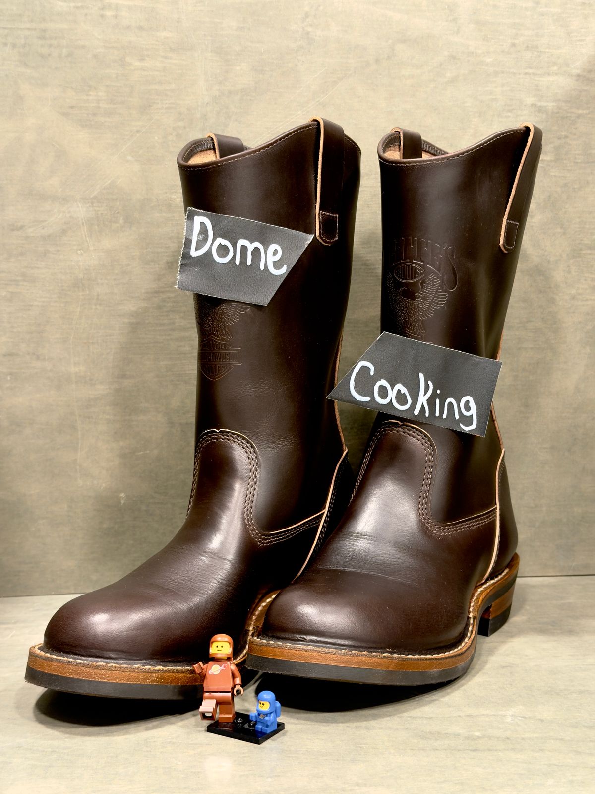 Photo by saintnick on November 1, 2025 of the White's Stockman in horween brown chromexcel over dyed black.