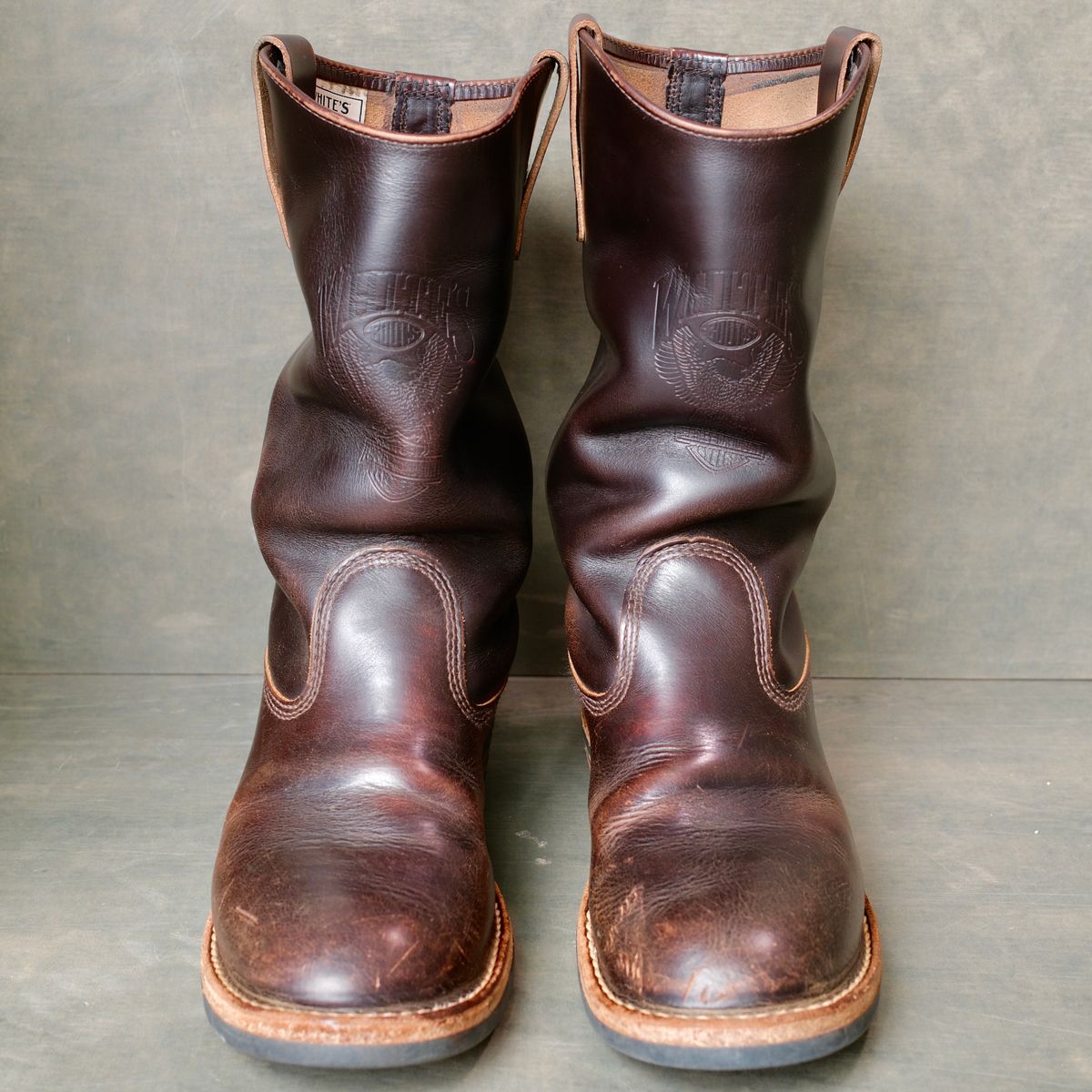 Photo by saintnick on April 5, 2026 of the White's Stockman in horween brown chromexcel over dyed black.