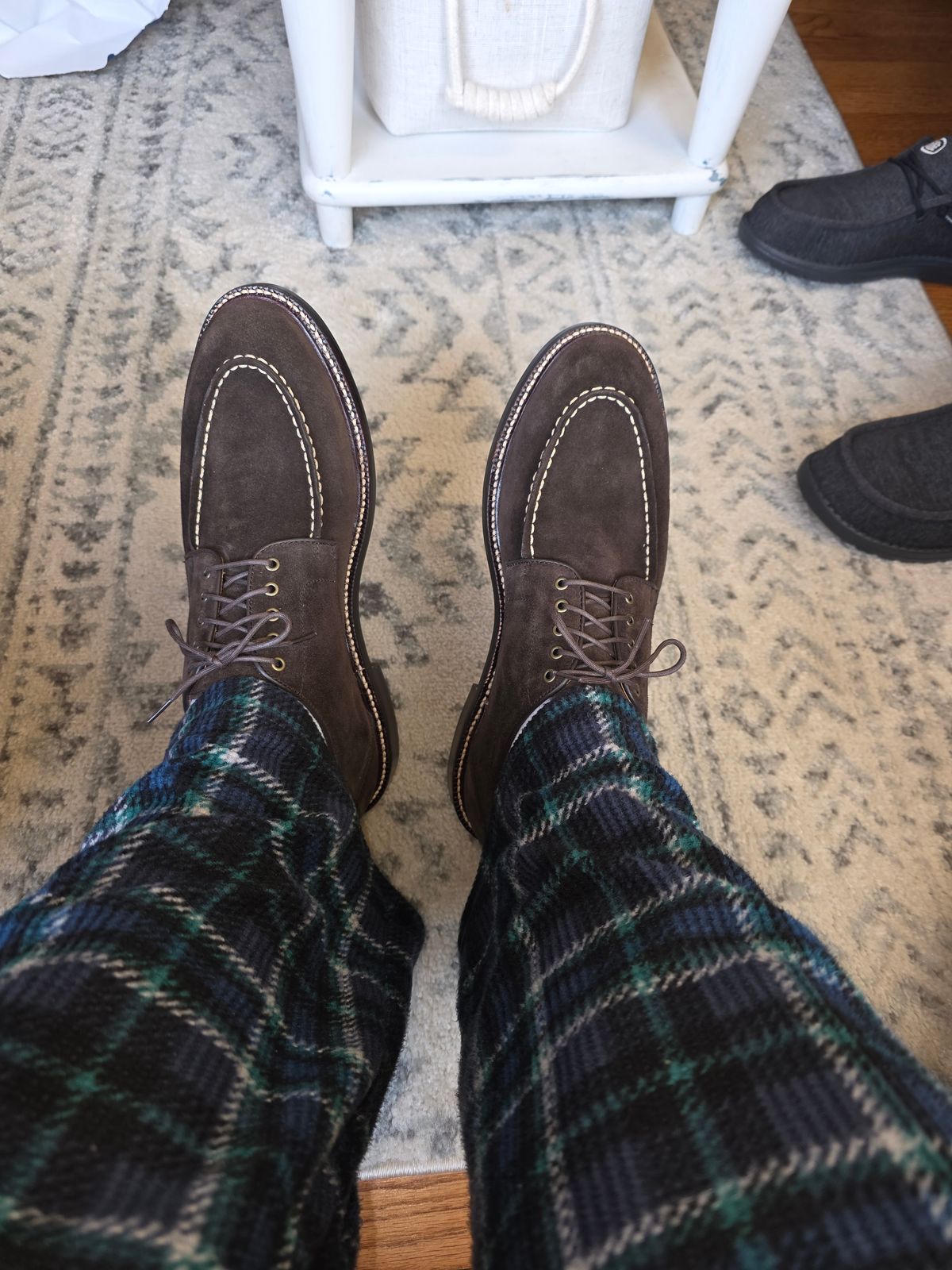 Photo by wizaxed on December 25, 2025 of the Grant Stone Moc Toe Derby in C.F. Stead Espresso Repello Calf Suede.