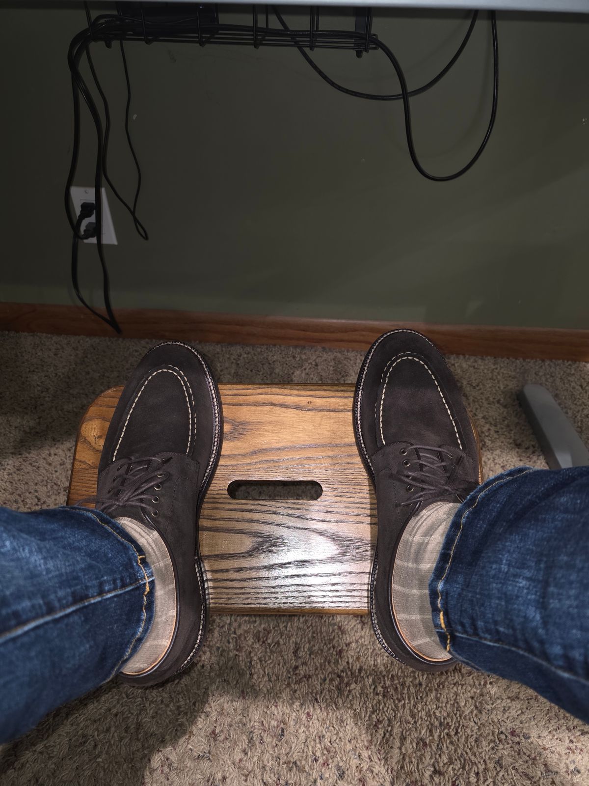 Photo by wizaxed on January 28, 2026 of the Grant Stone Moc Toe Derby in C.F. Stead Espresso Repello Calf Suede.