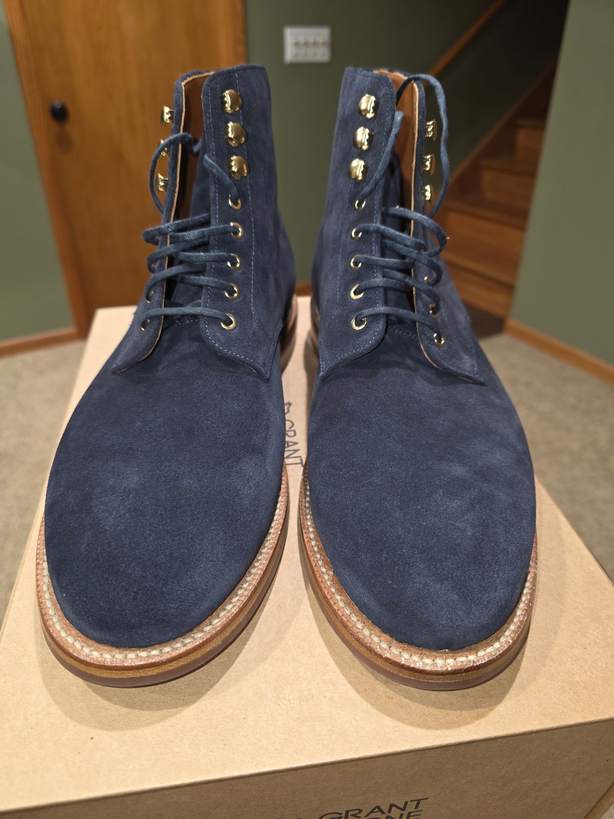 Photo by wizaxed on April 18, 2026 of the Grant Stone Edward Boot in C.F. Stead Midnight Suede.