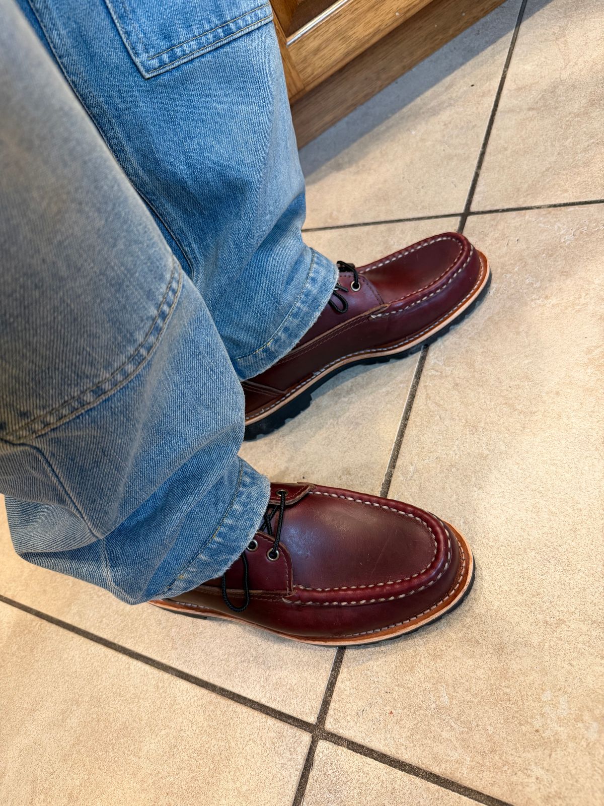 Photo by Stroker636 on December 20, 2025 of the Russell Moccasin x Iron Snail Premier Chukka in Horween Burgundy Chromexcel.