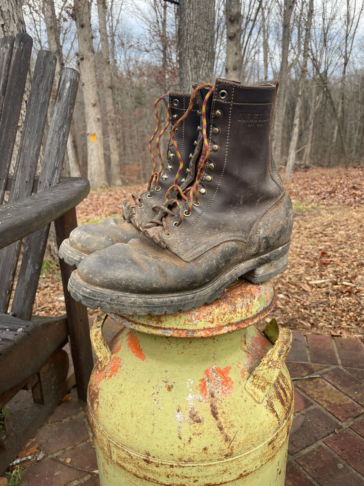 Photo by Bootman221 on November 27, 2025 of the Drew's Boots 8-Inch Logger in Brown Roughout.