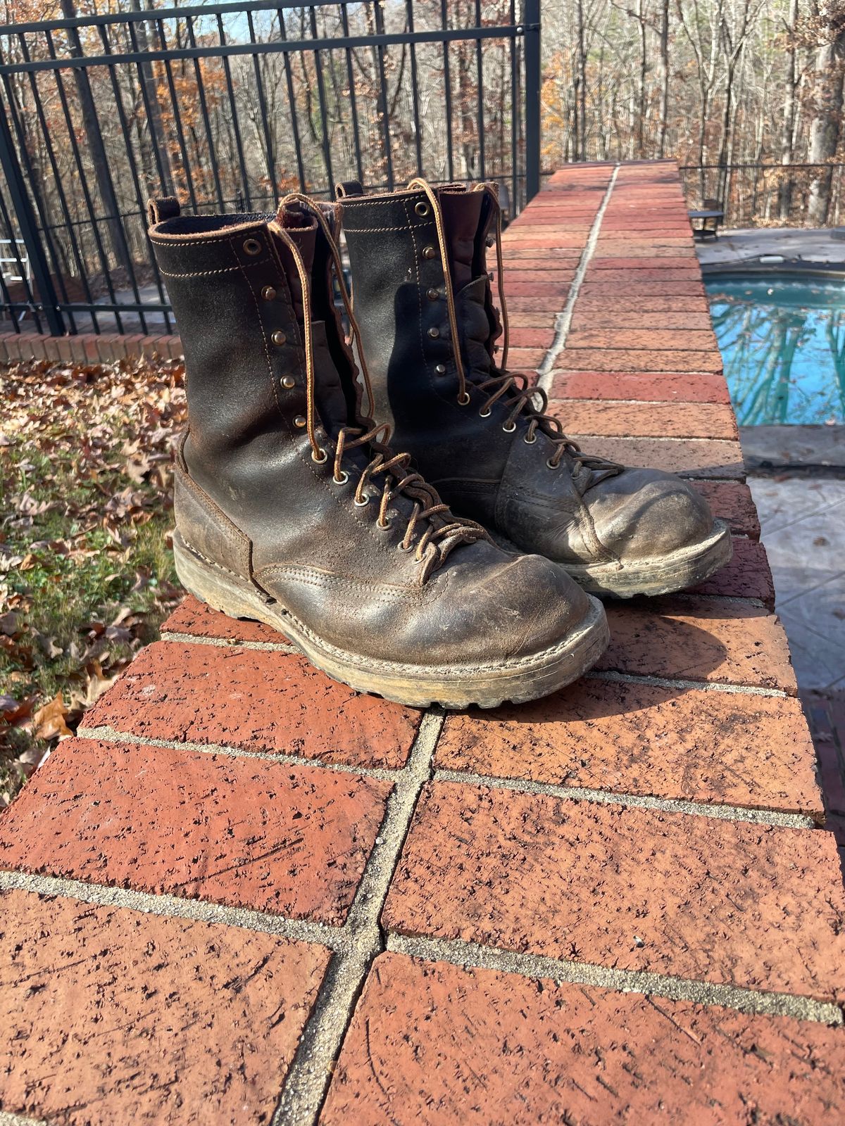Photo by Bootman221 on December 1, 2024 of the Nicks x Rose Anvil ND3 in Horween Brown Waxed Flesh.