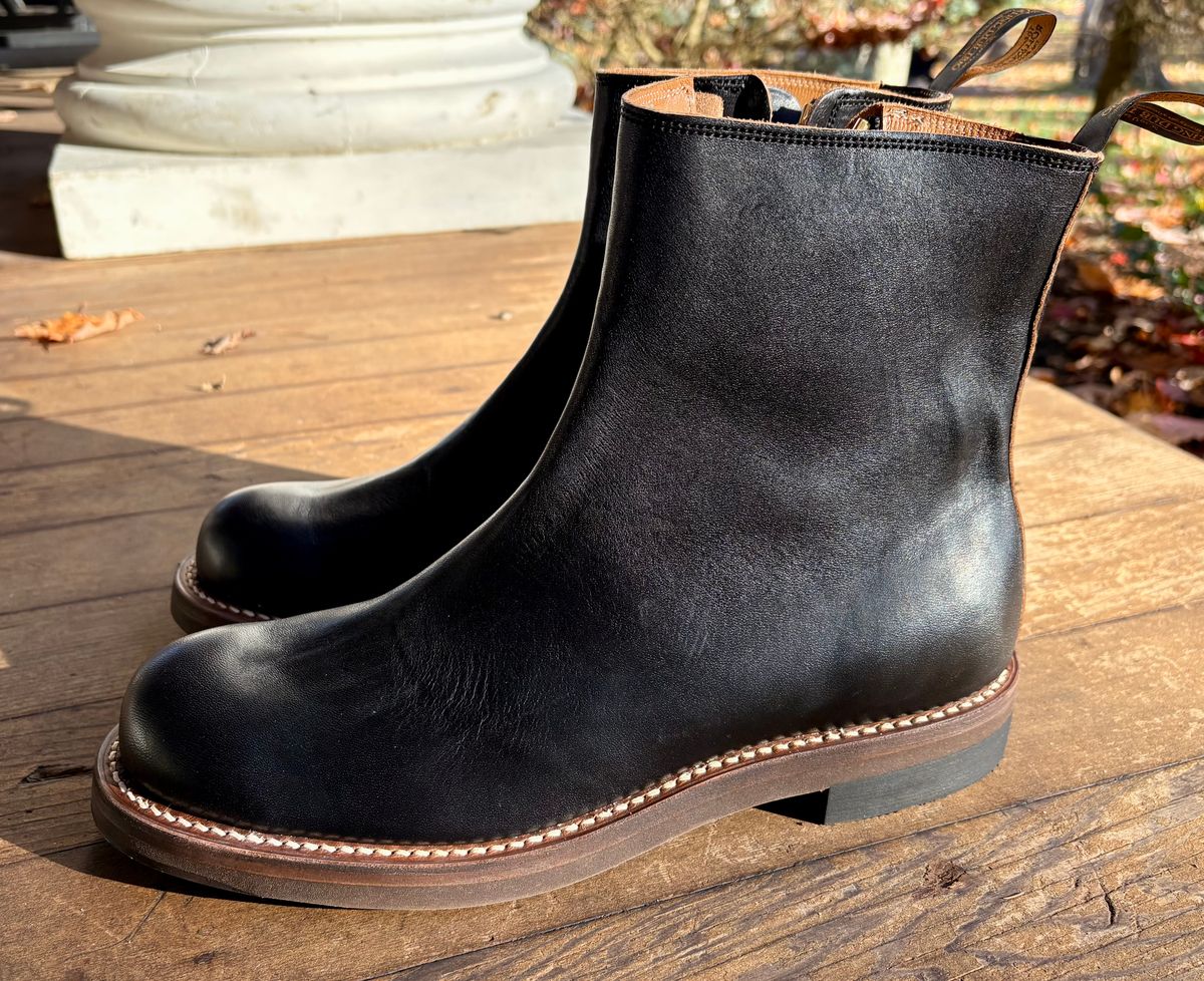 Photo by phealy899 on November 1, 2025 of the Rolling Dub Trio Casper Boot in Black Horse Front #1020.